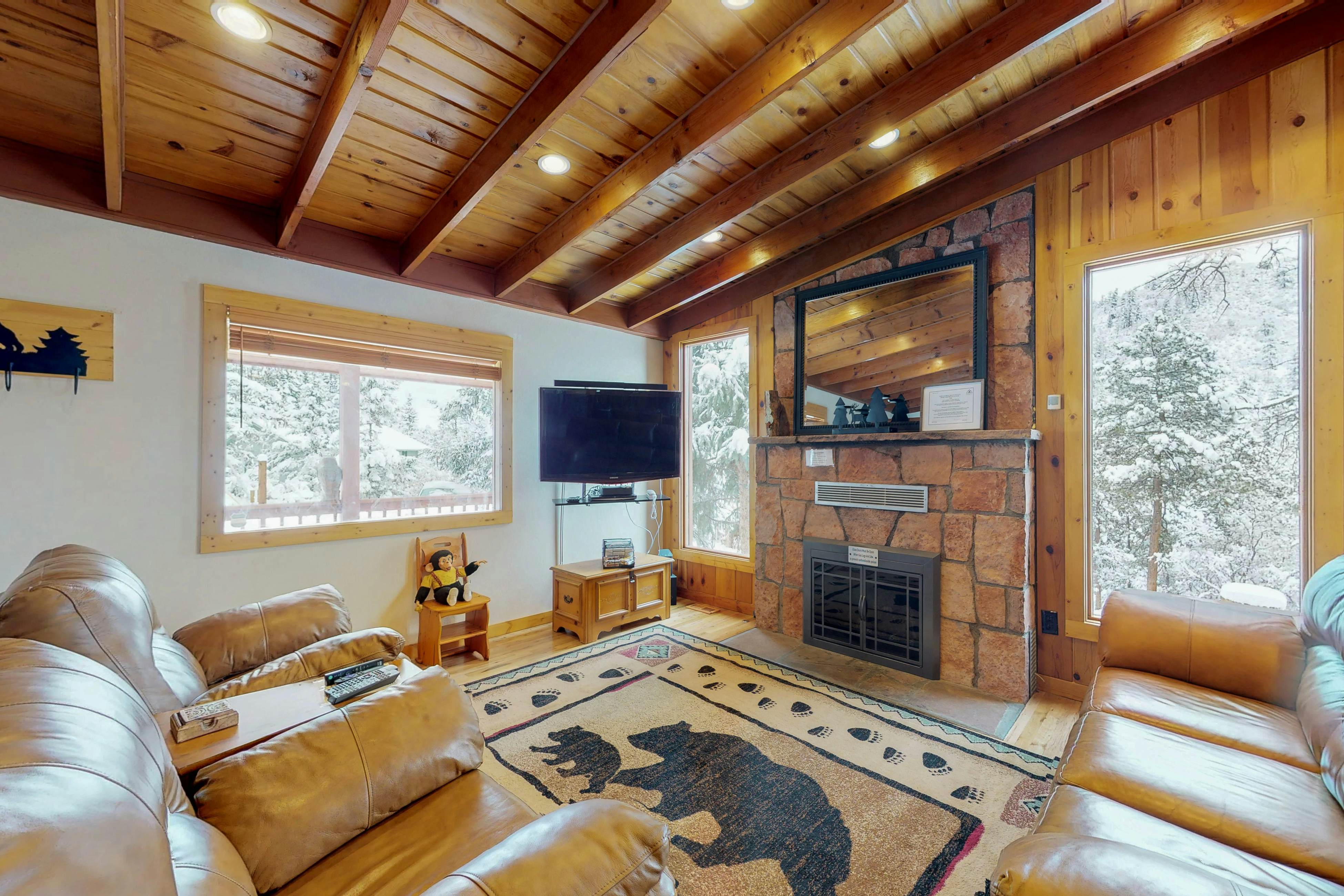 Chipmunk Cabin 3 BD Green Mountain Falls, CO Vacation Rental Vacasa