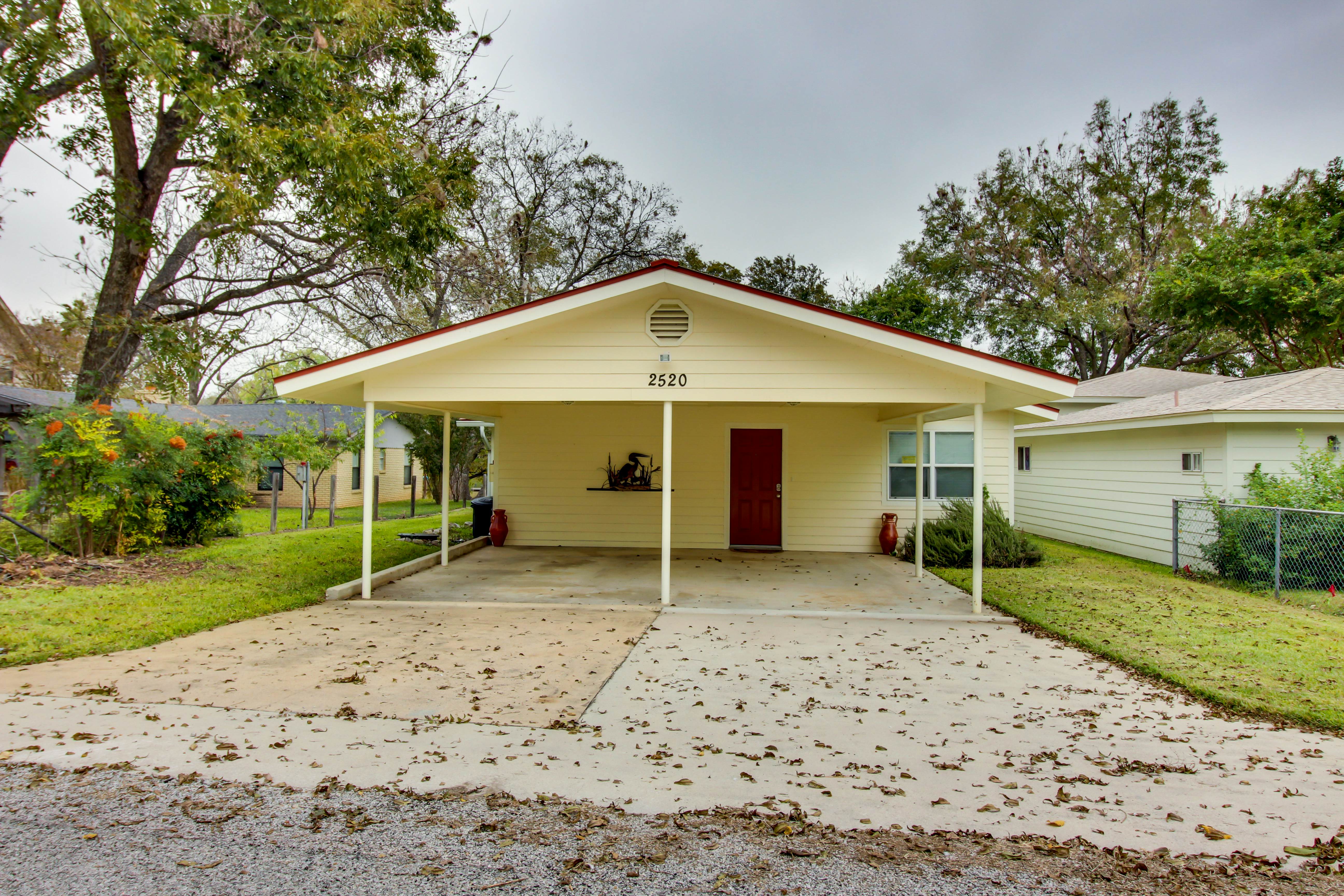 Lake Escape 2 BD Kingsland, TX Vacation Rental Vacasa