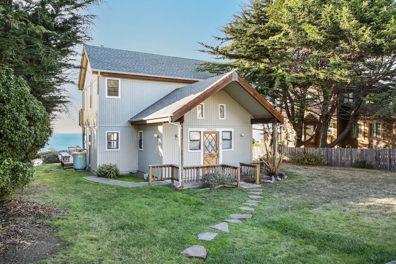 Ocean Mystique 2 BD Vacation Rental in Westport, CA Vacasa