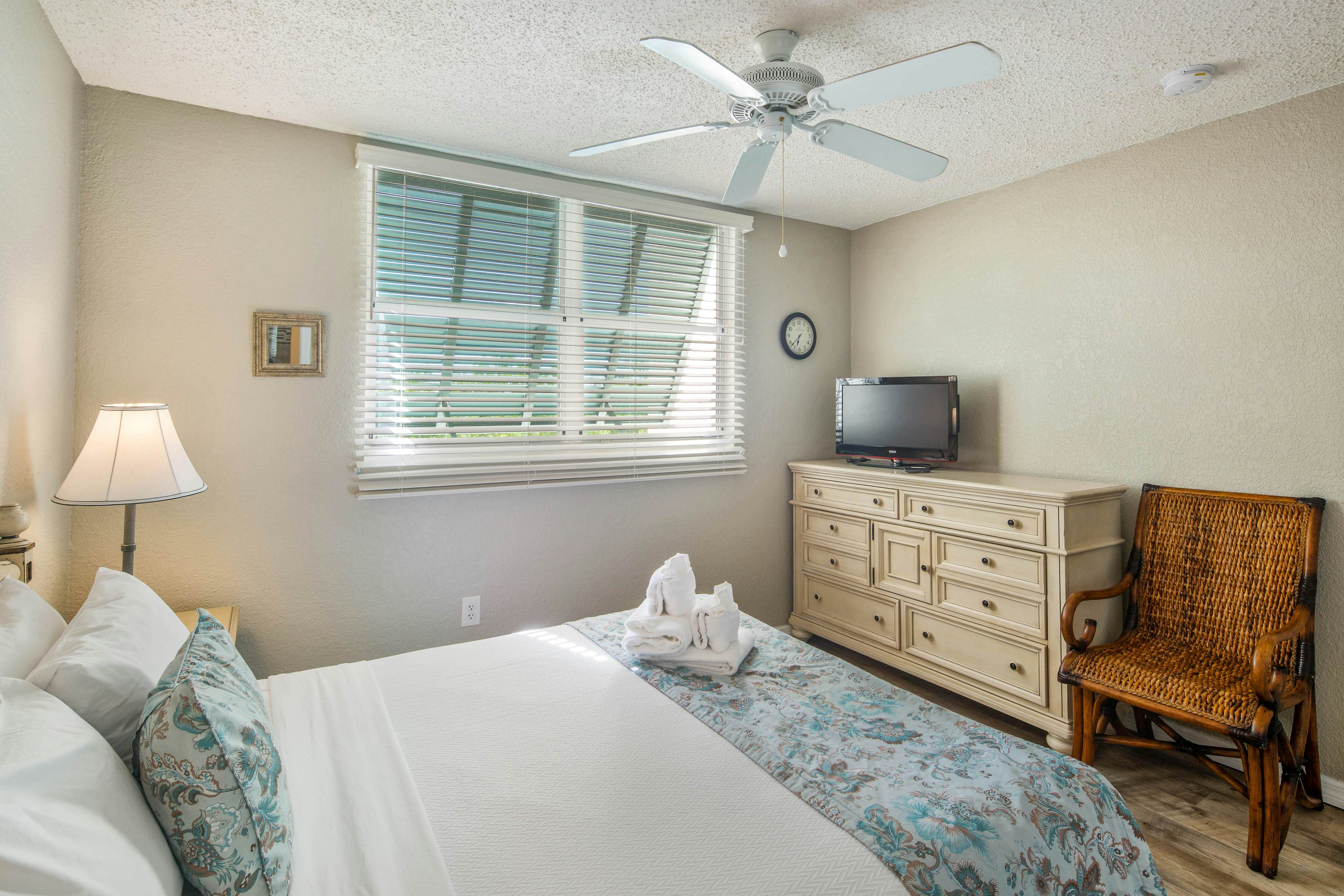 Sunrise Suites - Tahiti Suite 104