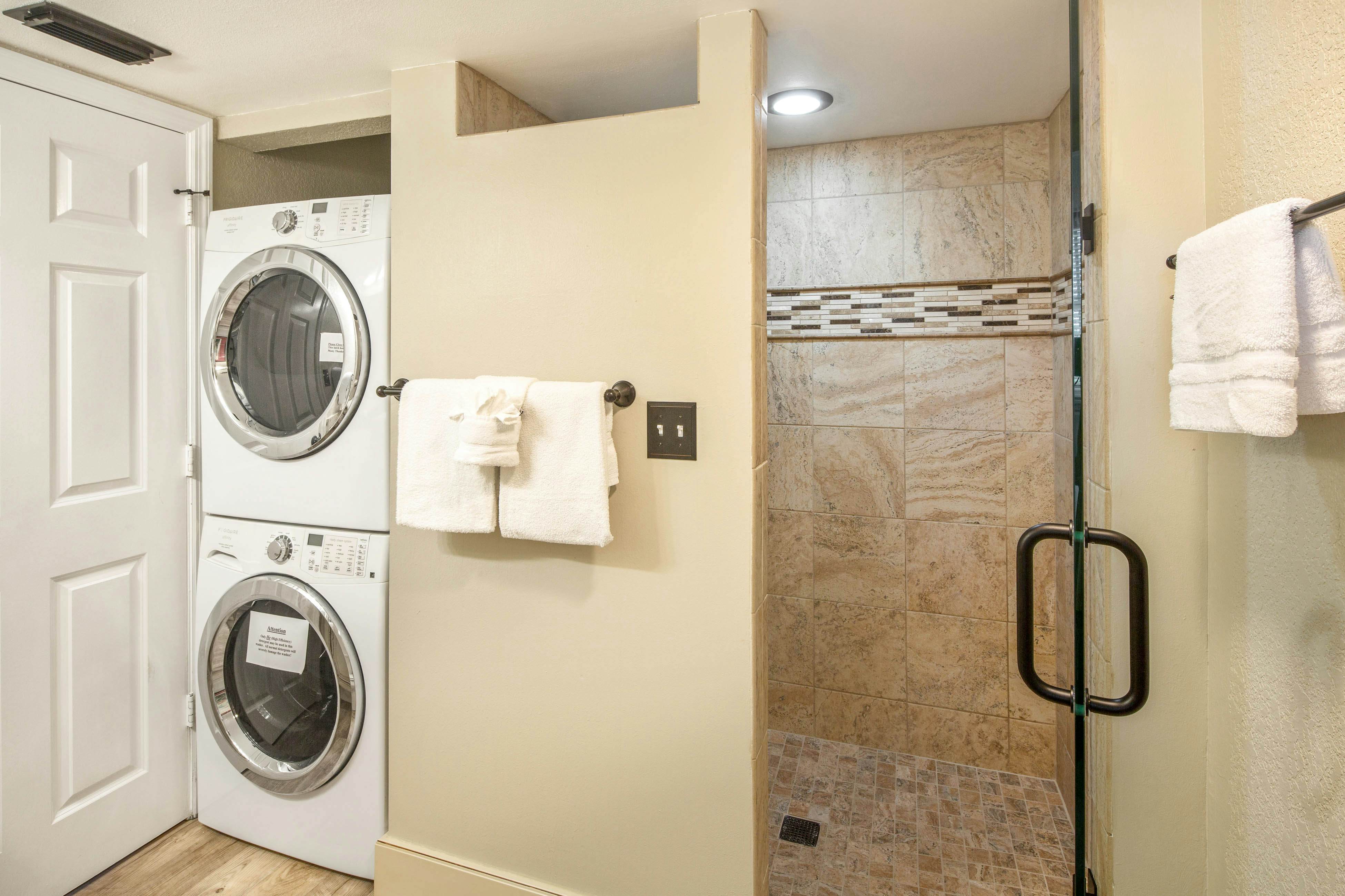 Sunrise Suites - Tahiti Suite 104