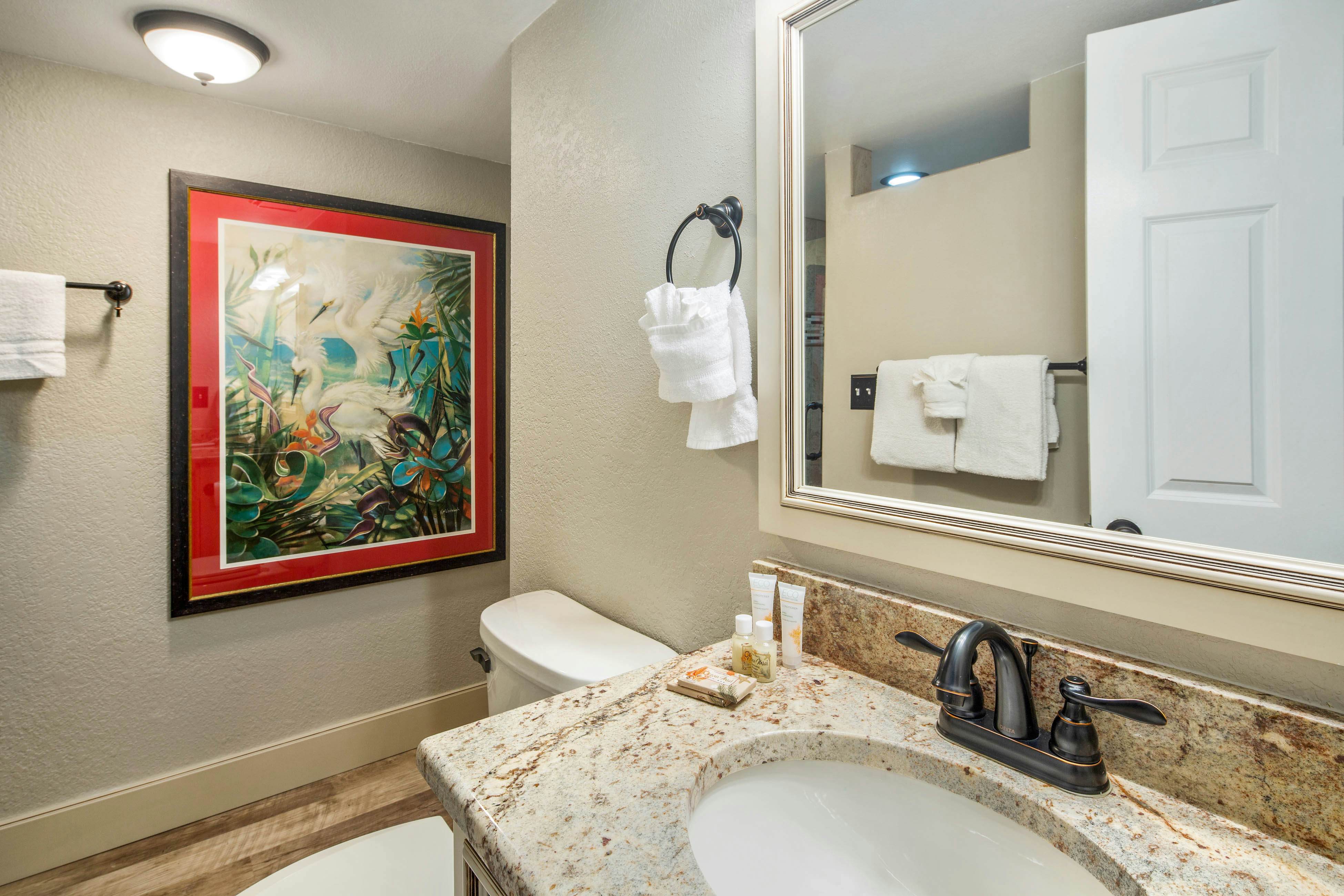 Sunrise Suites - Tahiti Suite 104