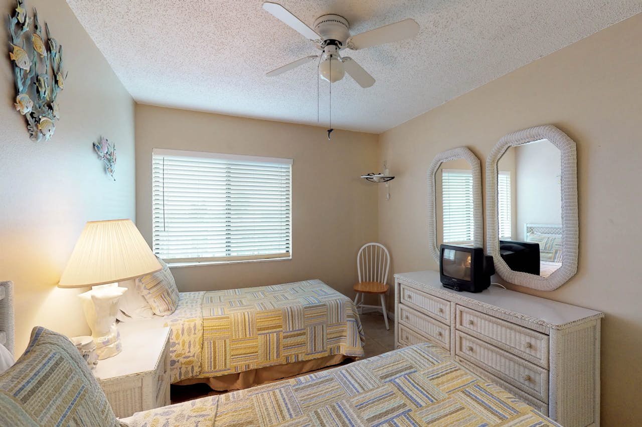 Reef Club 407 3 Bd Vacation Rental In Indian Rocks Beach