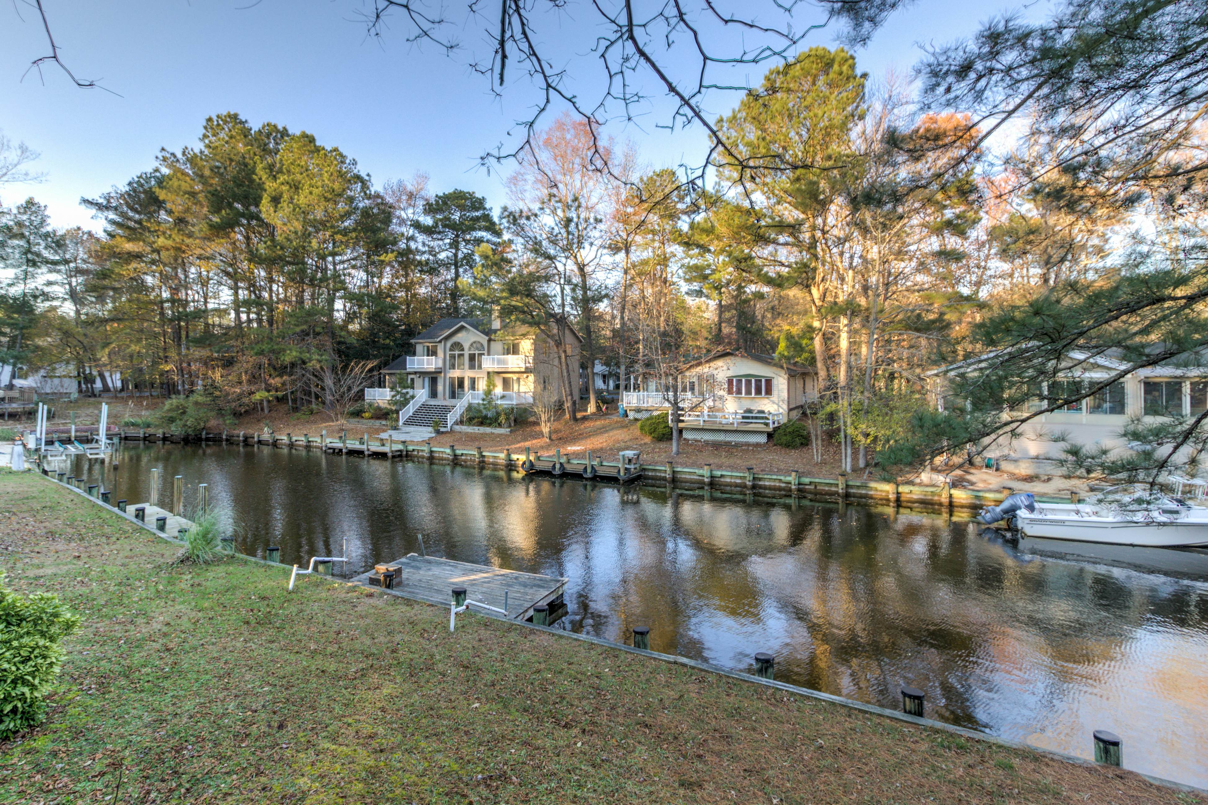 Battersea on the Canal
