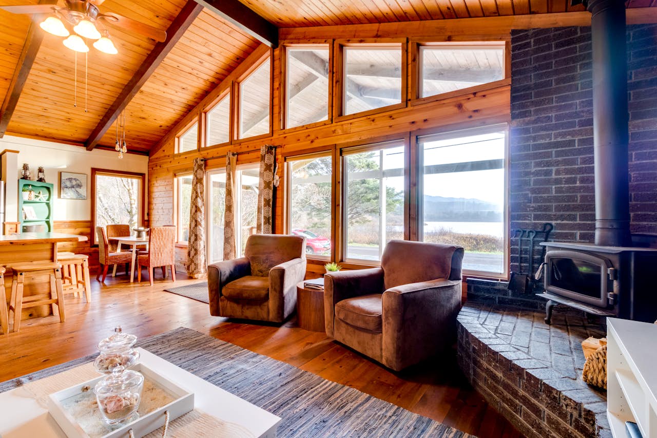 Lake Lytle Lookout 2 BD Vacation Rental in Rockaway Beach, OR Vacasa