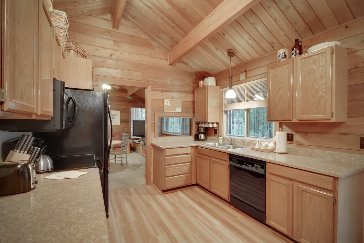 Otter Lane 11 3 BD Vacation Rental in Sunriver, OR Vacasa