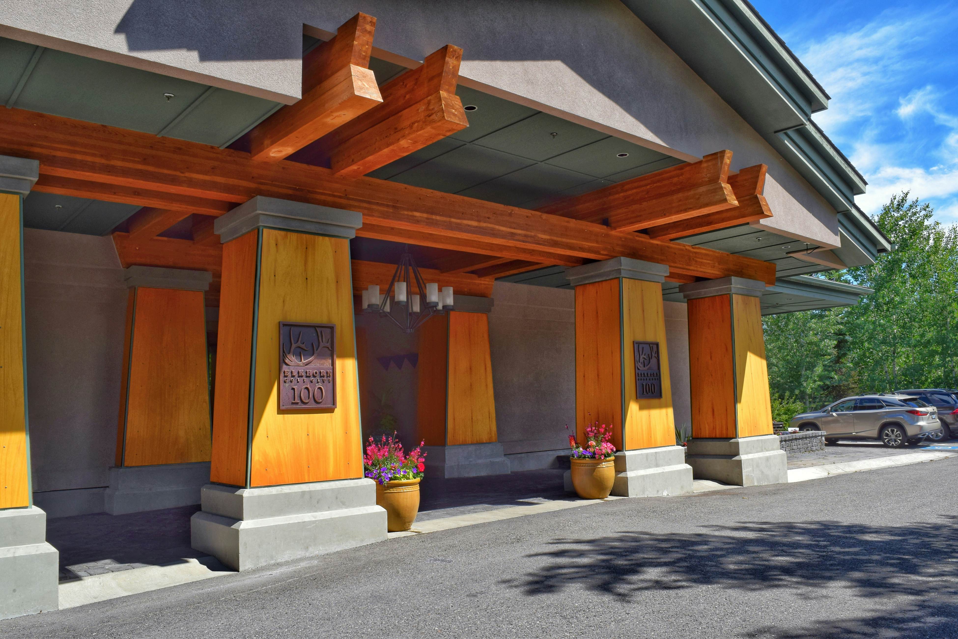 The Bluff Mountain Charmer