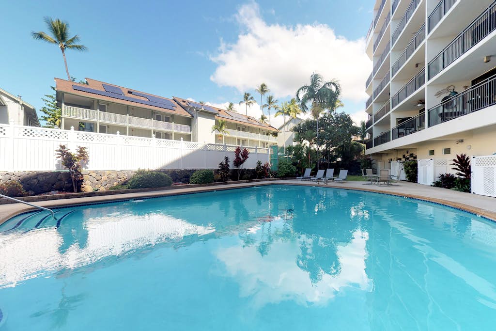 Kona Vacation Rentals Condos Vacation Homes Vacasa