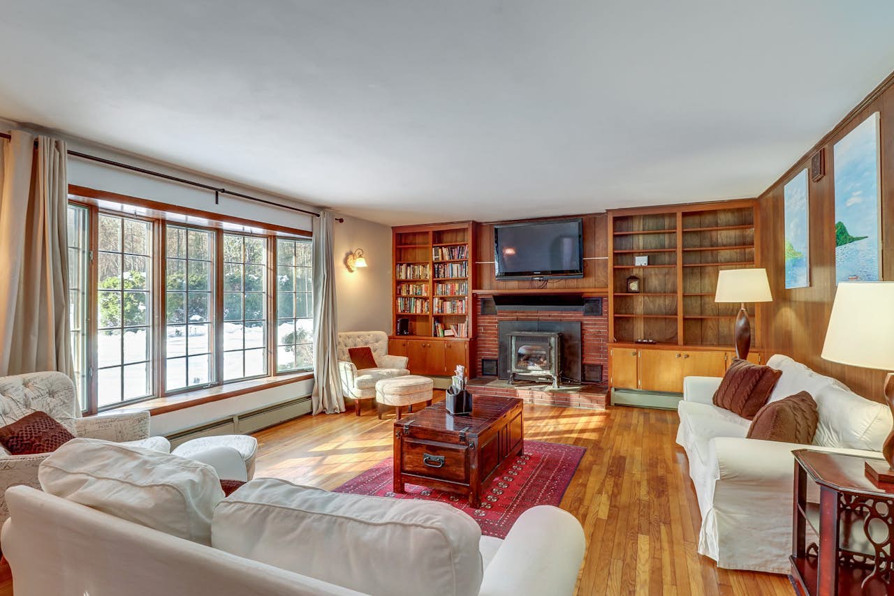 Ludlow Landing 5 BD Ludlow, VT Vacation Rental Vacasa