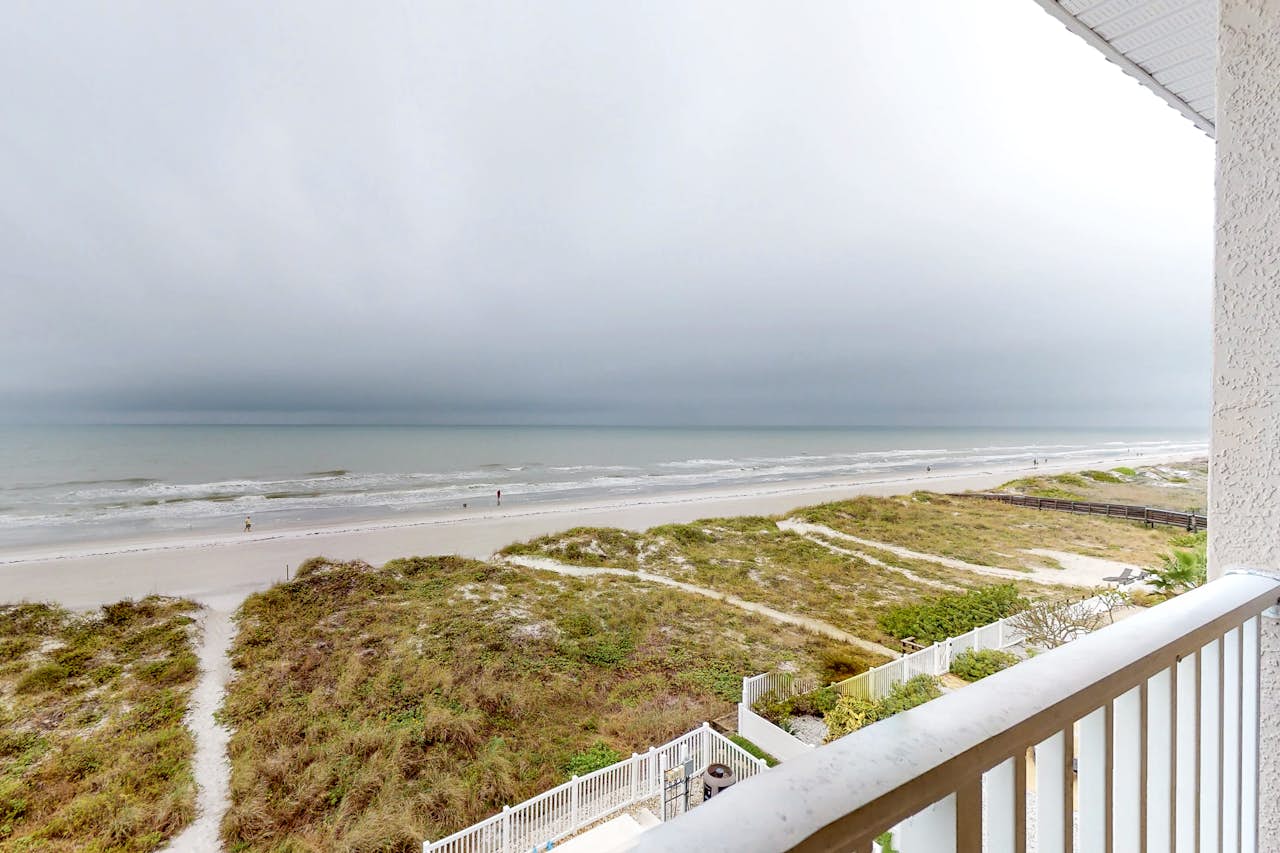 Oceanside 405 2 Bd Vacation Rental In Indian Rocks Beach