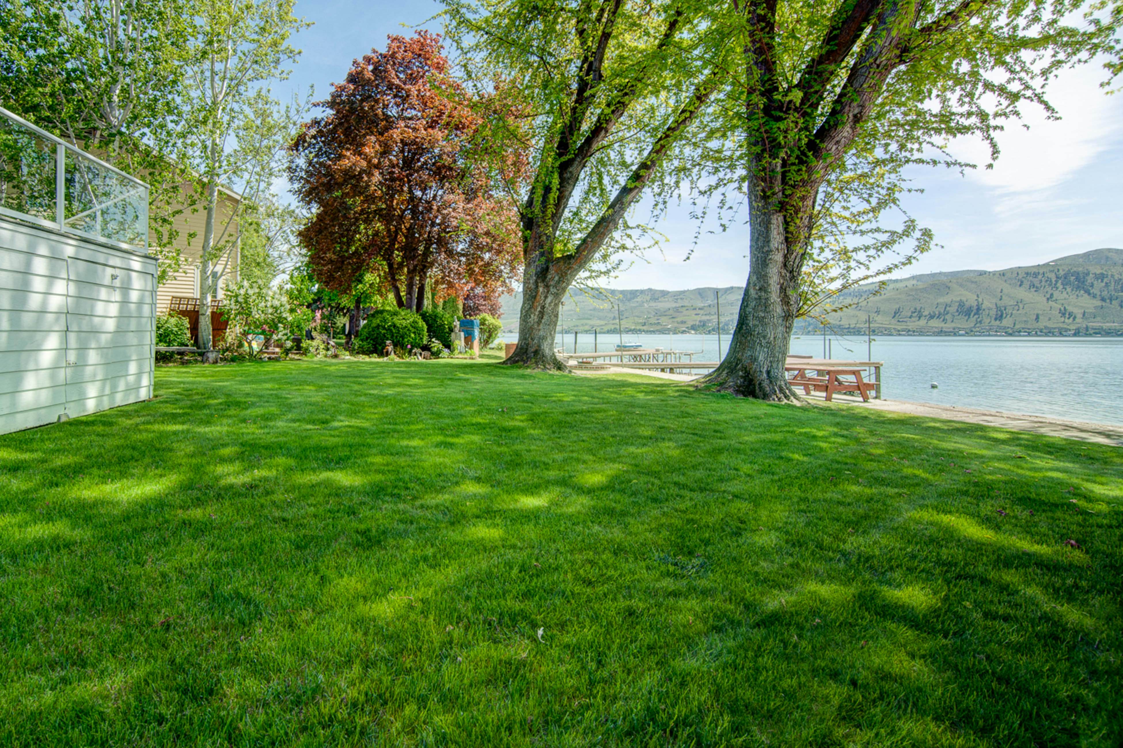 Fray's Lane Waterfront Home