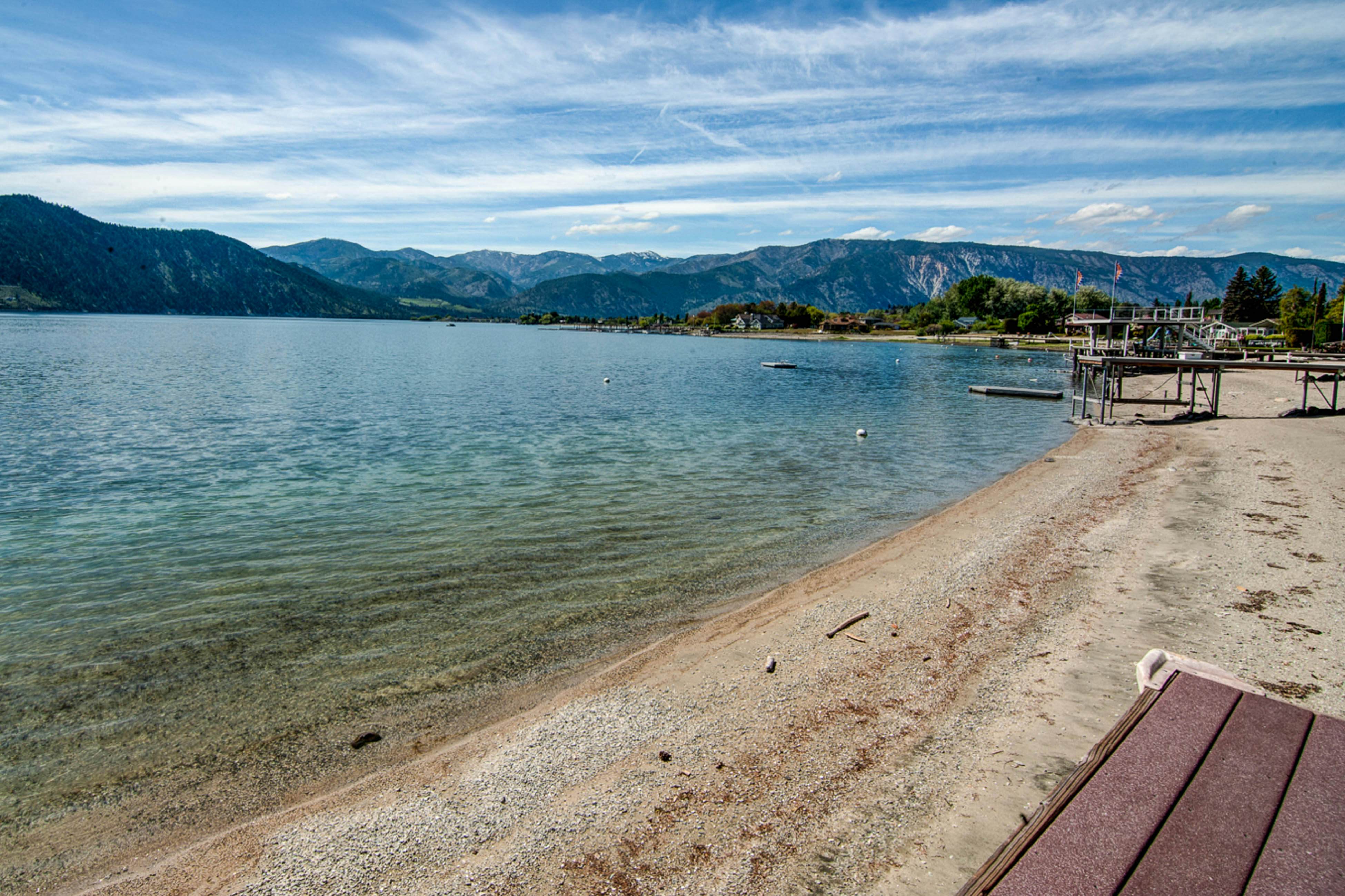 Fray's Lane Waterfront Home