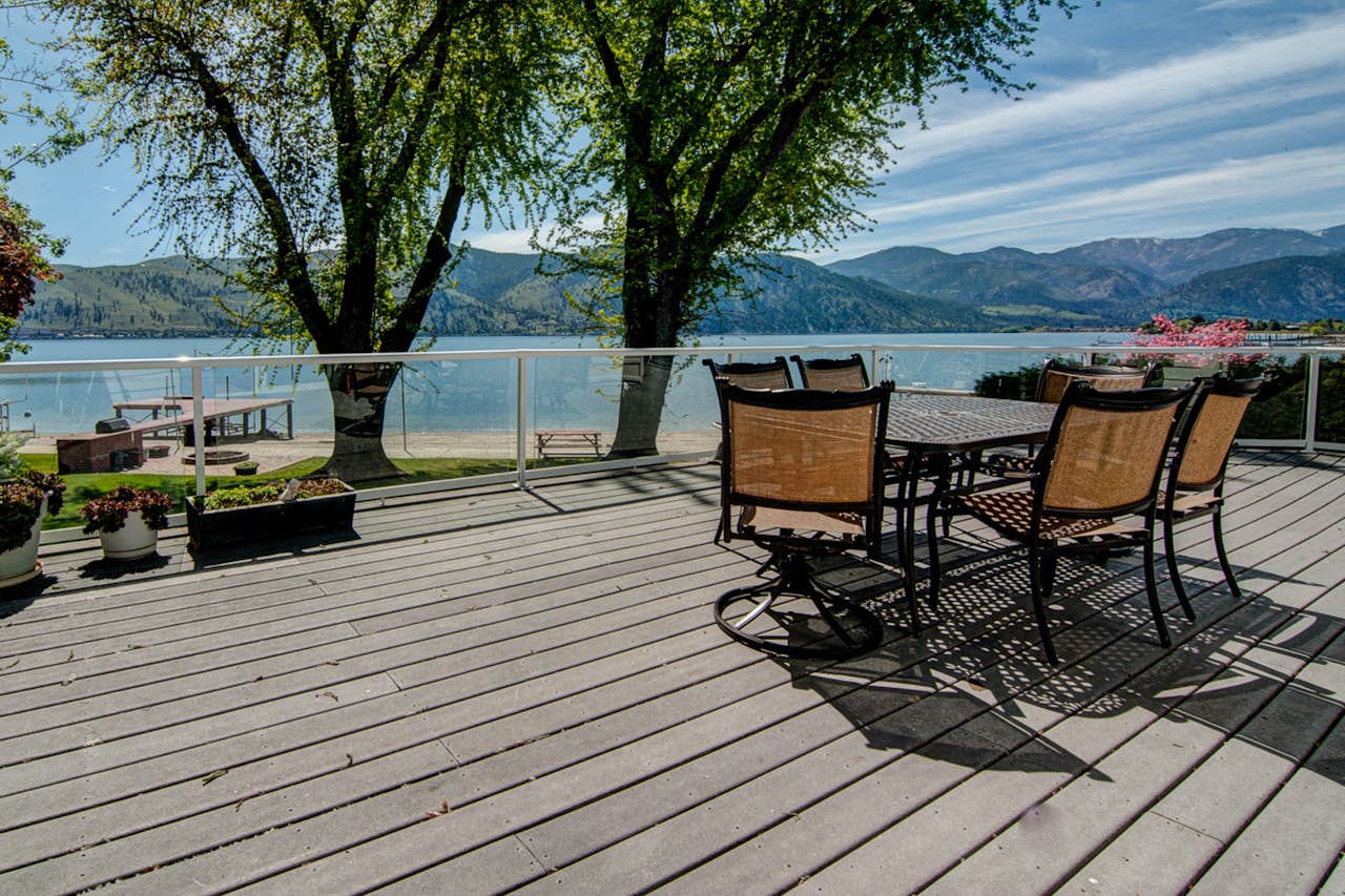 Fray's Lane Waterfront Home 3 BD Manson, WA Vacation Rental Vacasa