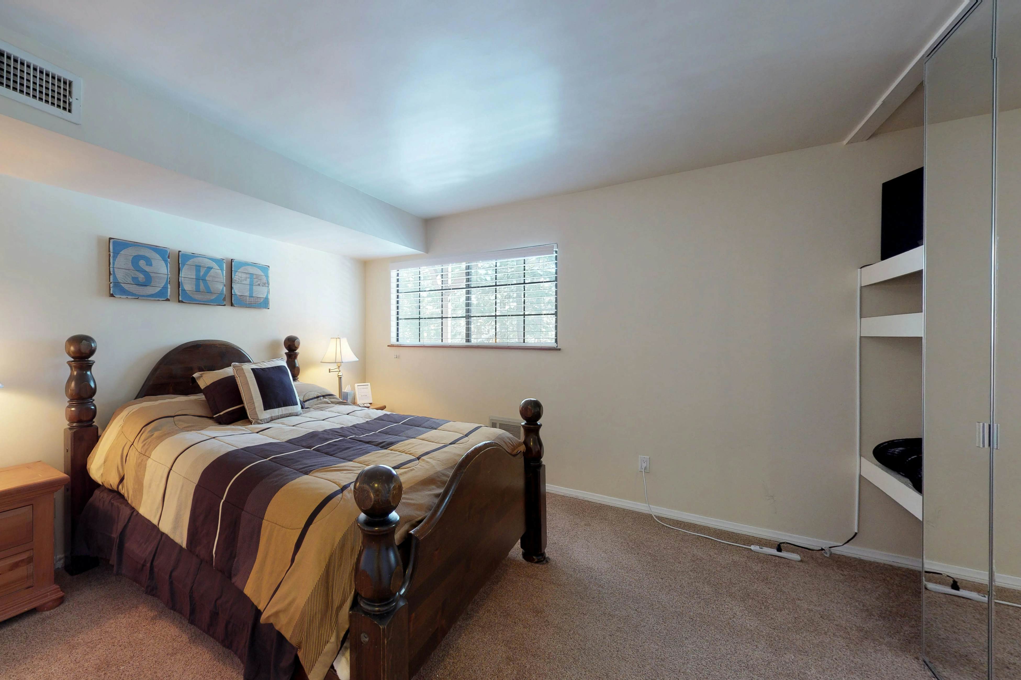 Mammoth View Villas 21