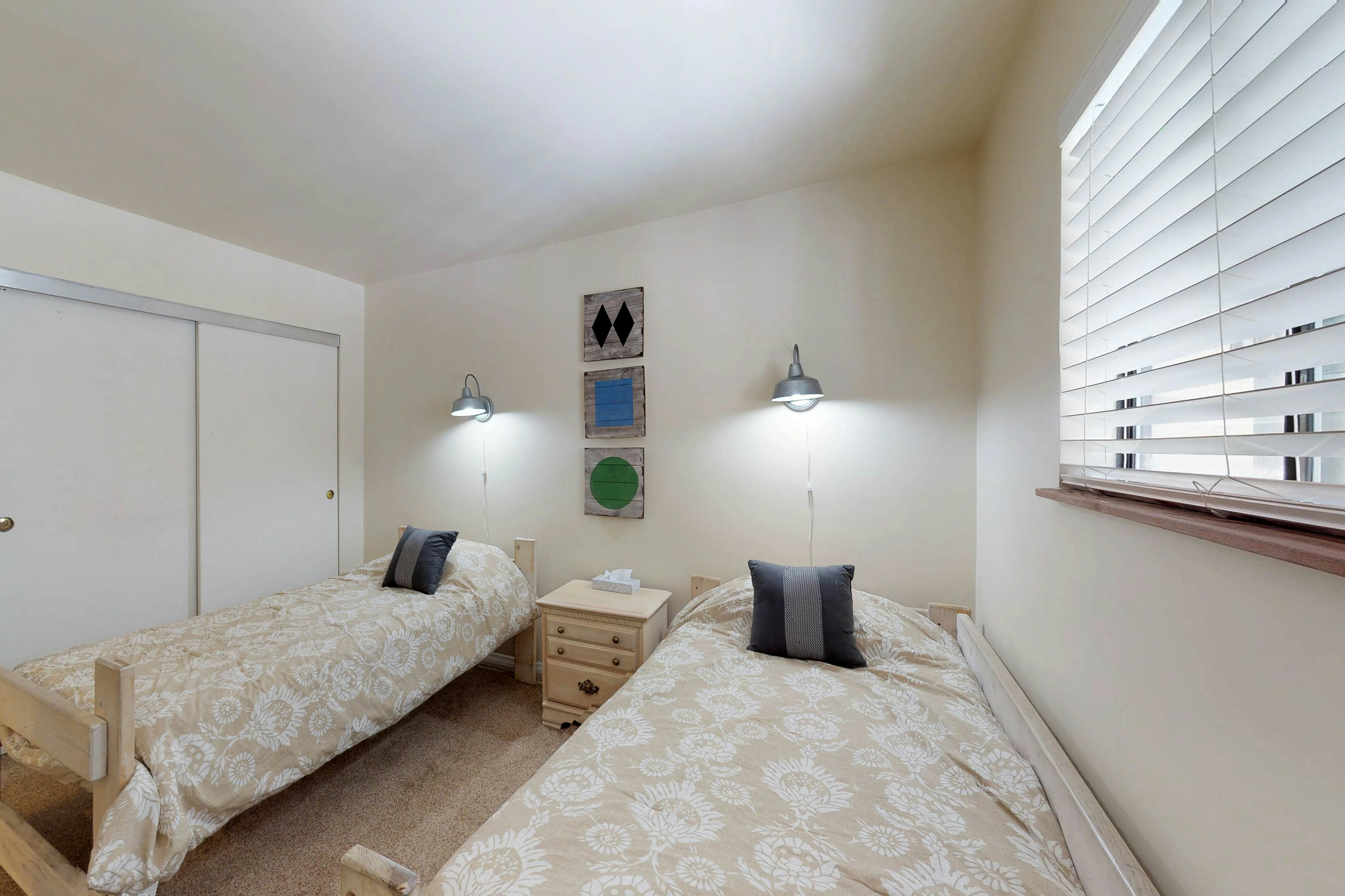 Mammoth View Villas 21