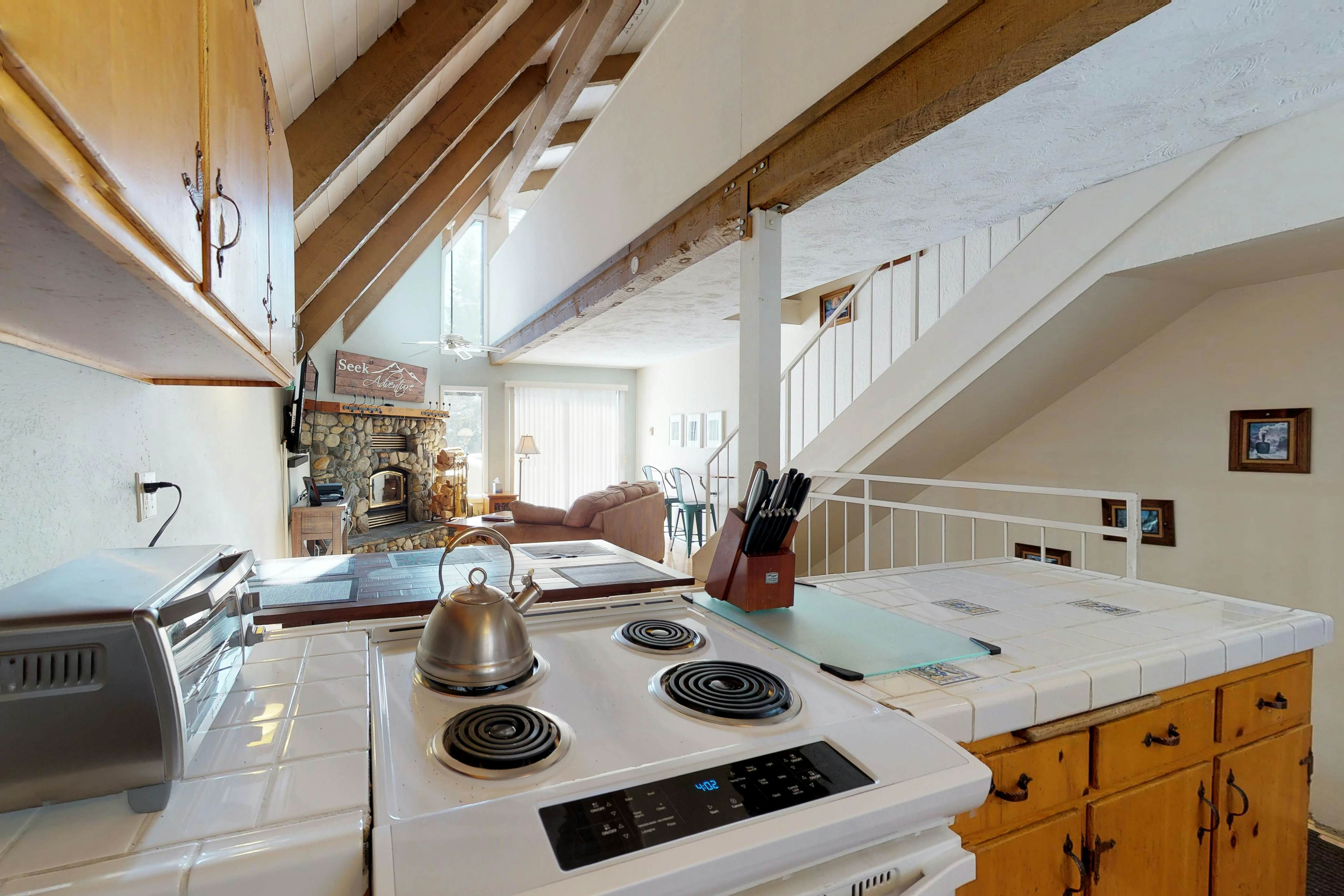 Mammoth View Villas 21