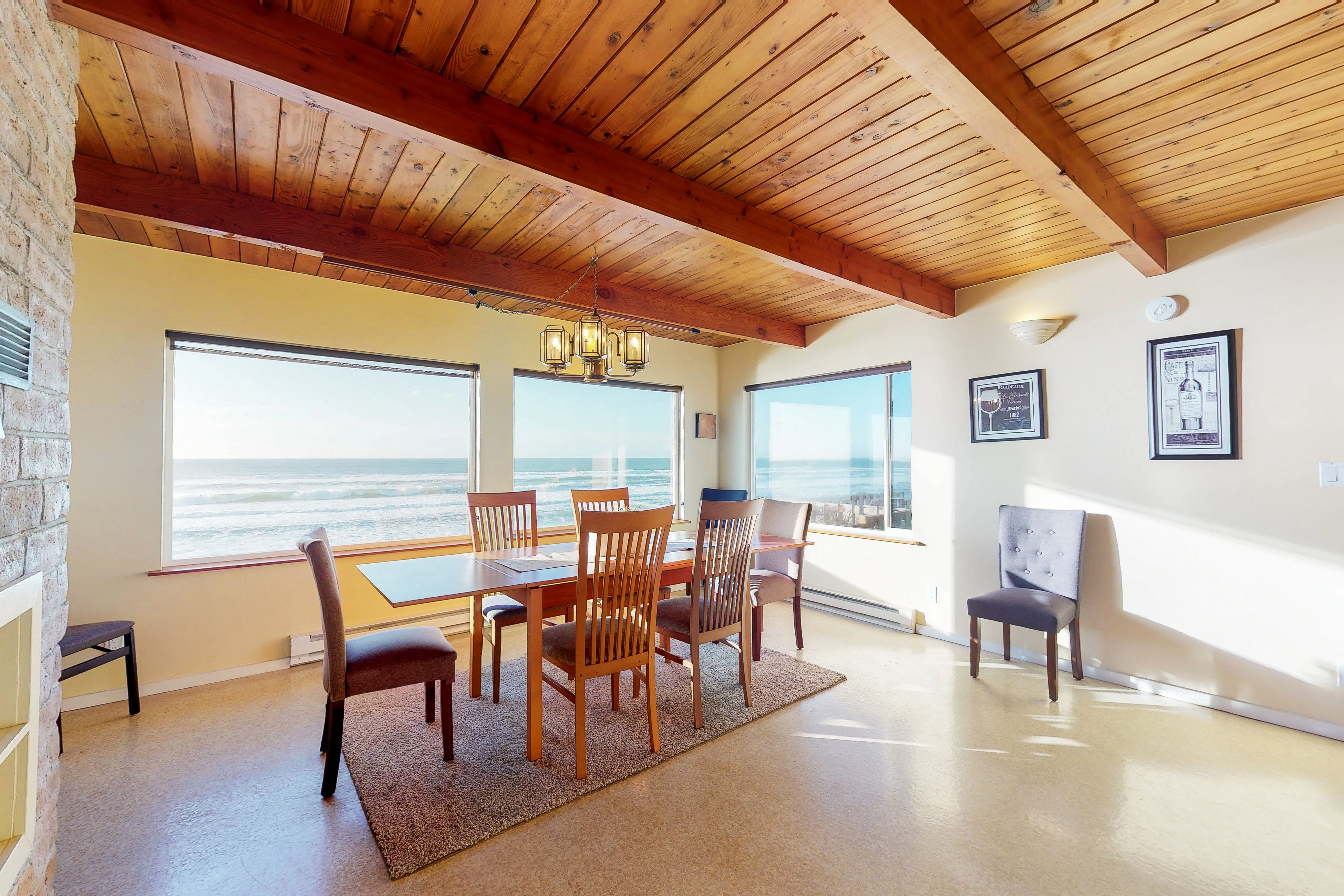 South Beach House | 4 BD Vacation Rental In South Beach, OR | Vacasa