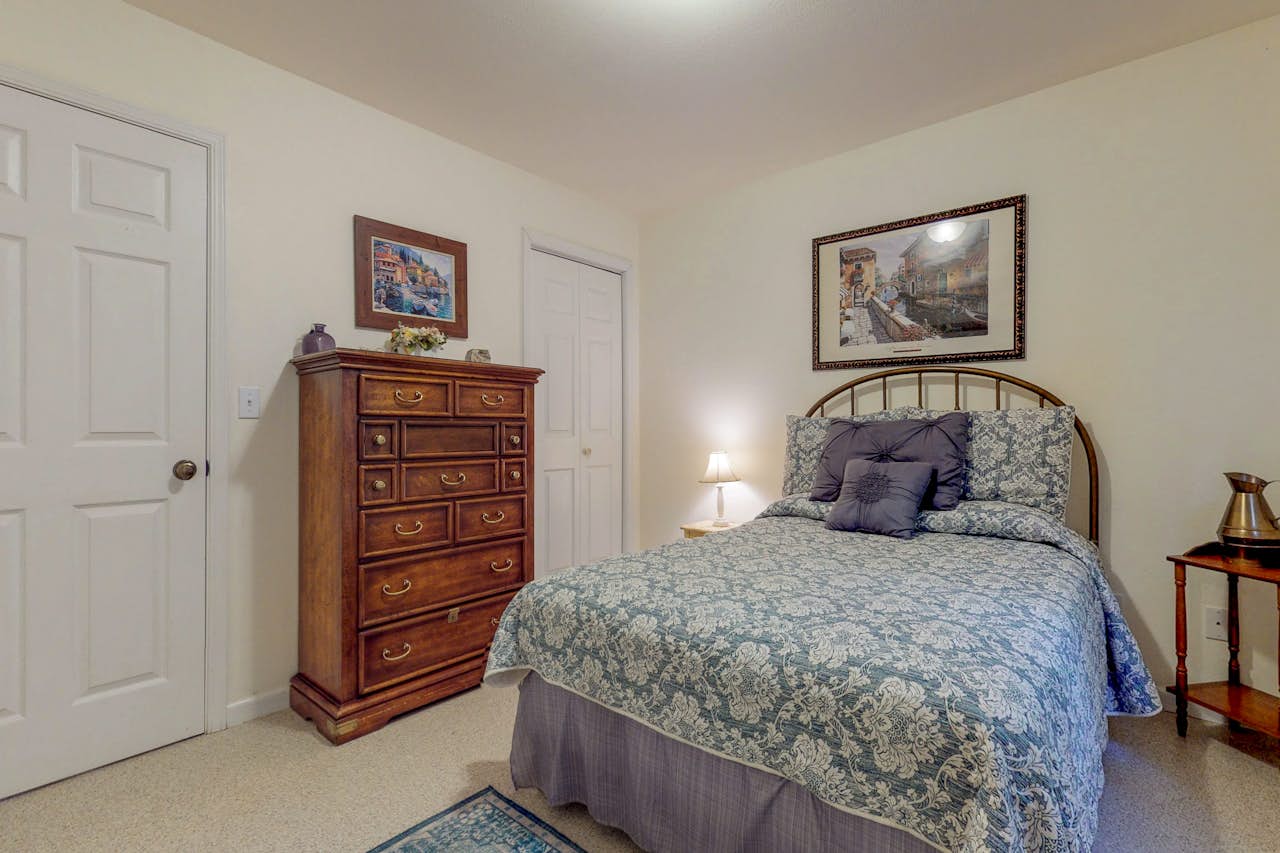 Tree Top View Cabin 2 BD Vacation Rental in Felton, CA Vacasa