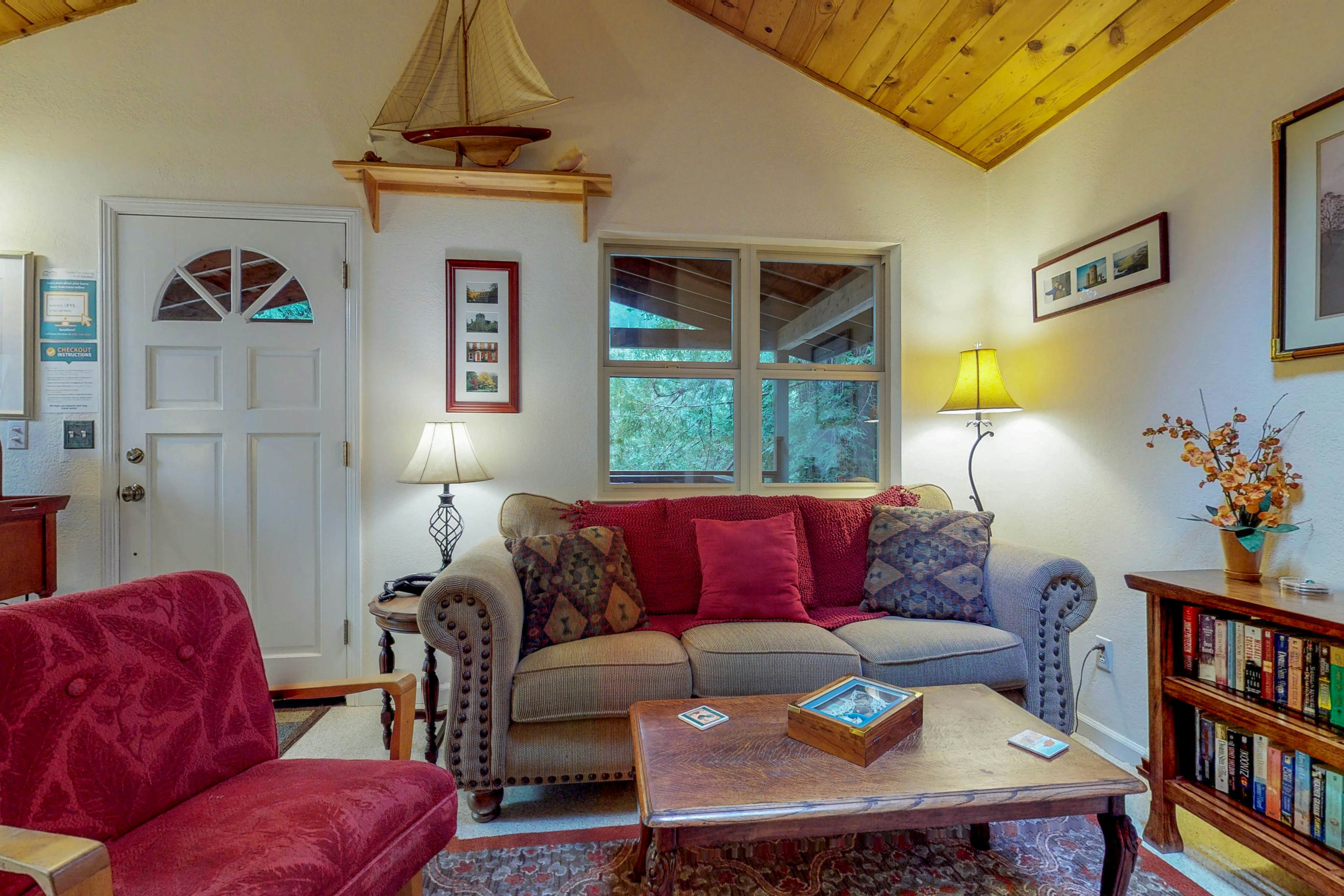 Tree Top View Cabin 2 BD Vacation Rental in Felton, CA Vacasa