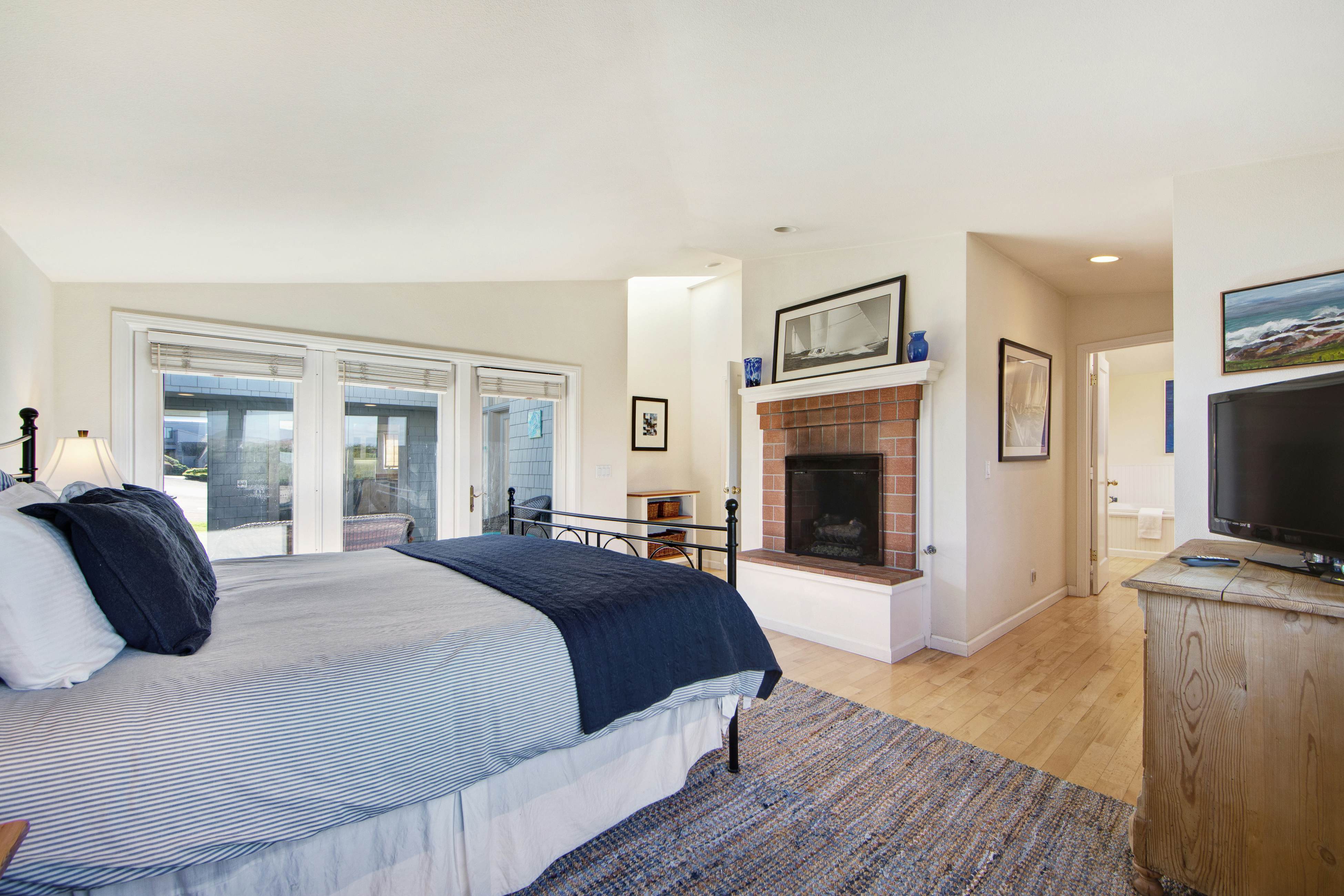 Harbour House 3 BD Bodega Bay, CA Vacation Rental Vacasa