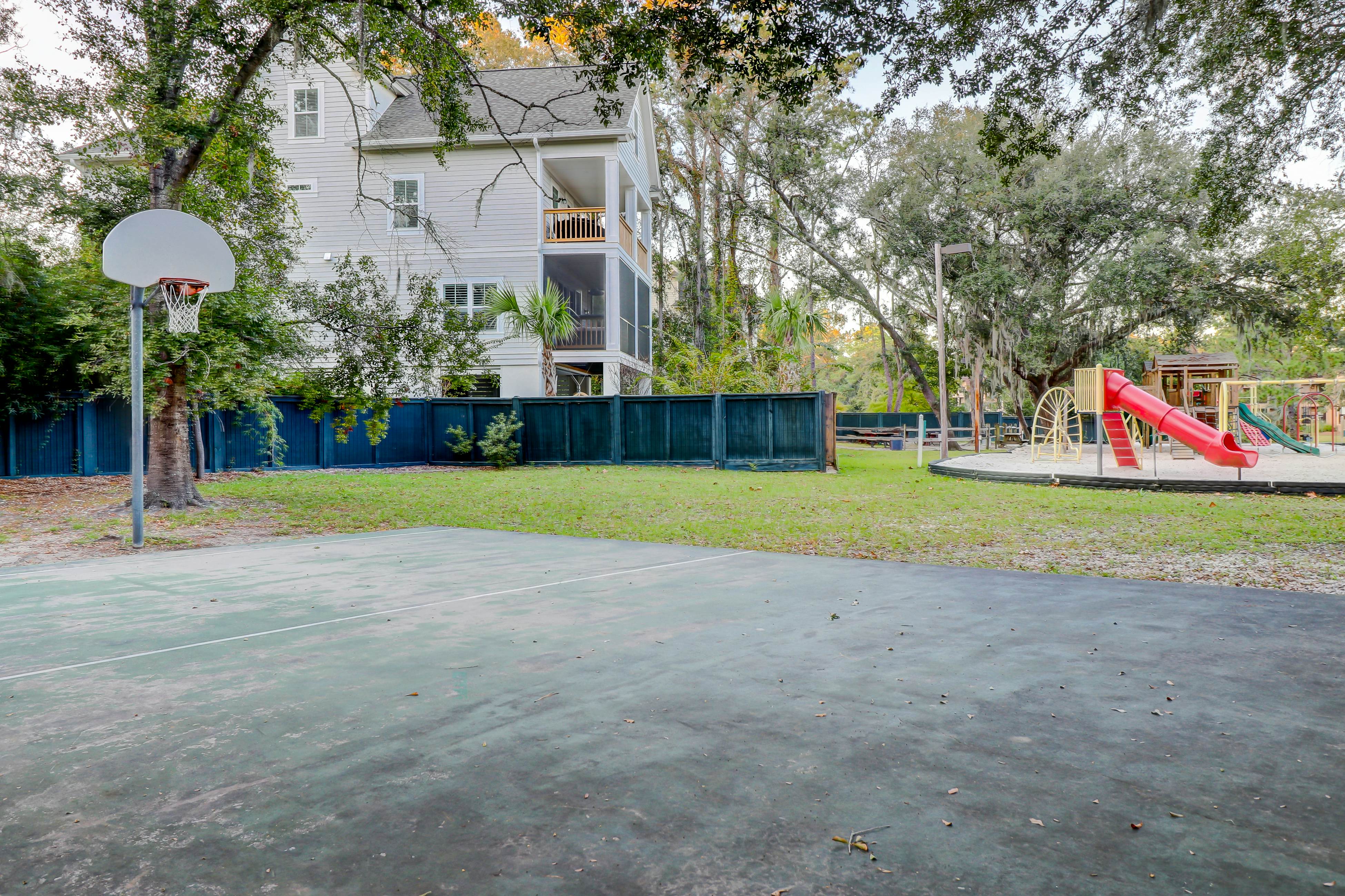 HH Beach & Tennis 344B