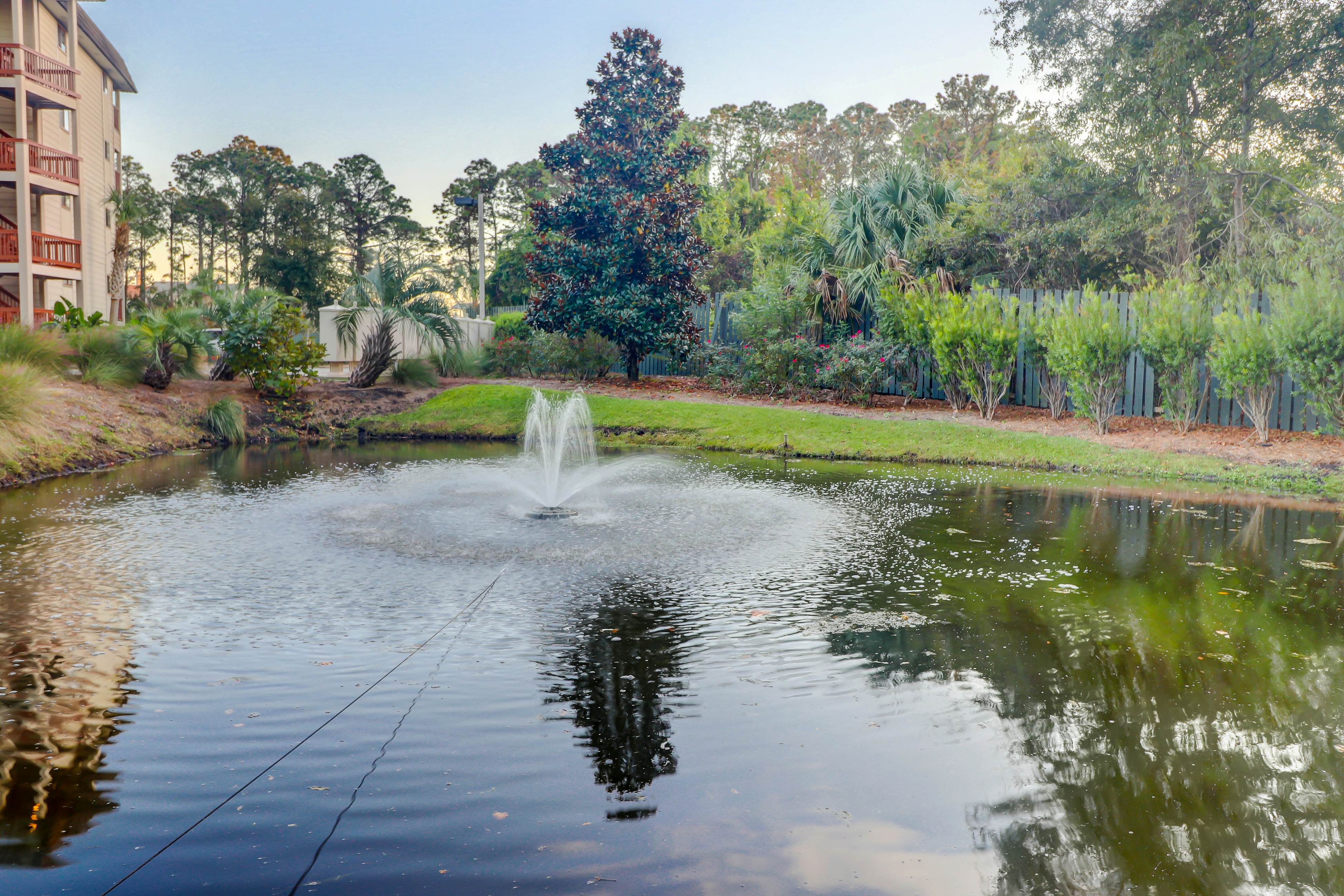 HH Beach & Tennis 344B