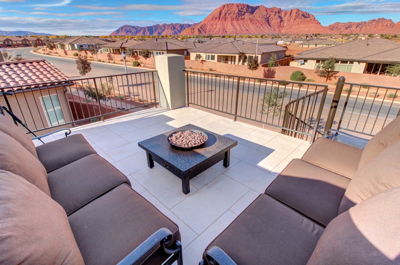 Casa Clara Paradise Village 16 6 BD Vacation Rental in Santa Clara, UT Vacasa