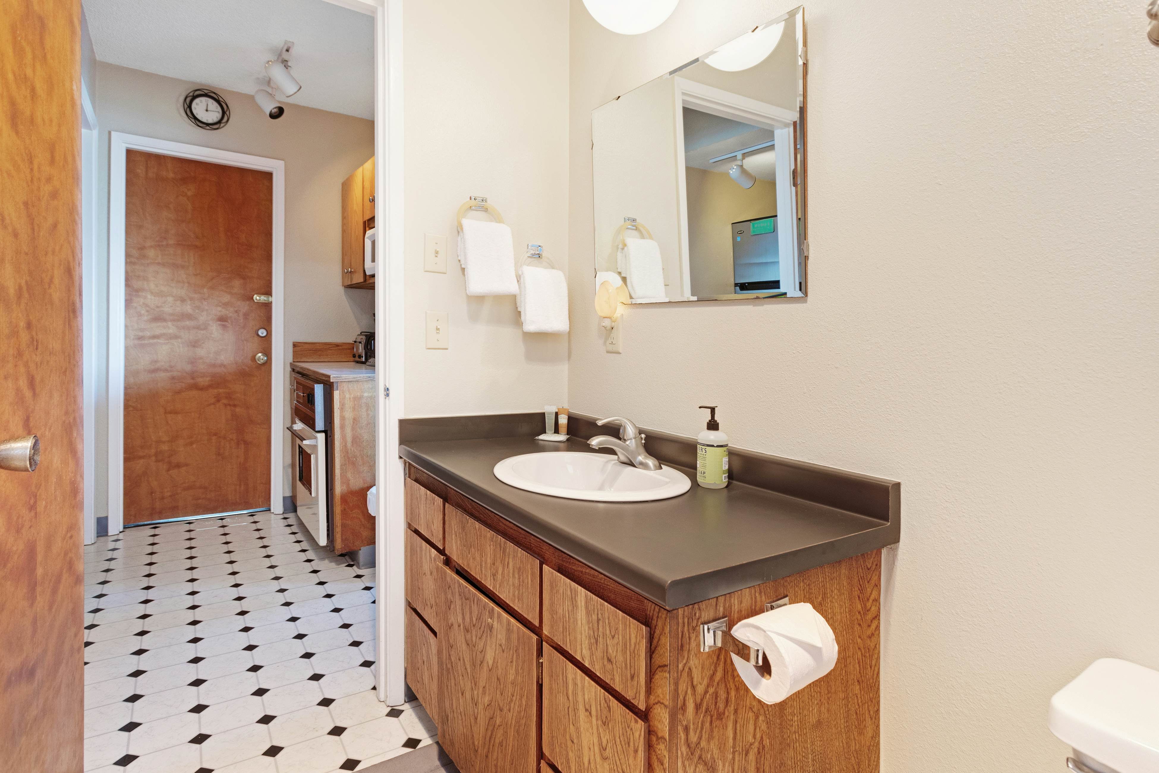 The Starboard - Spindrift Oceanfront Home