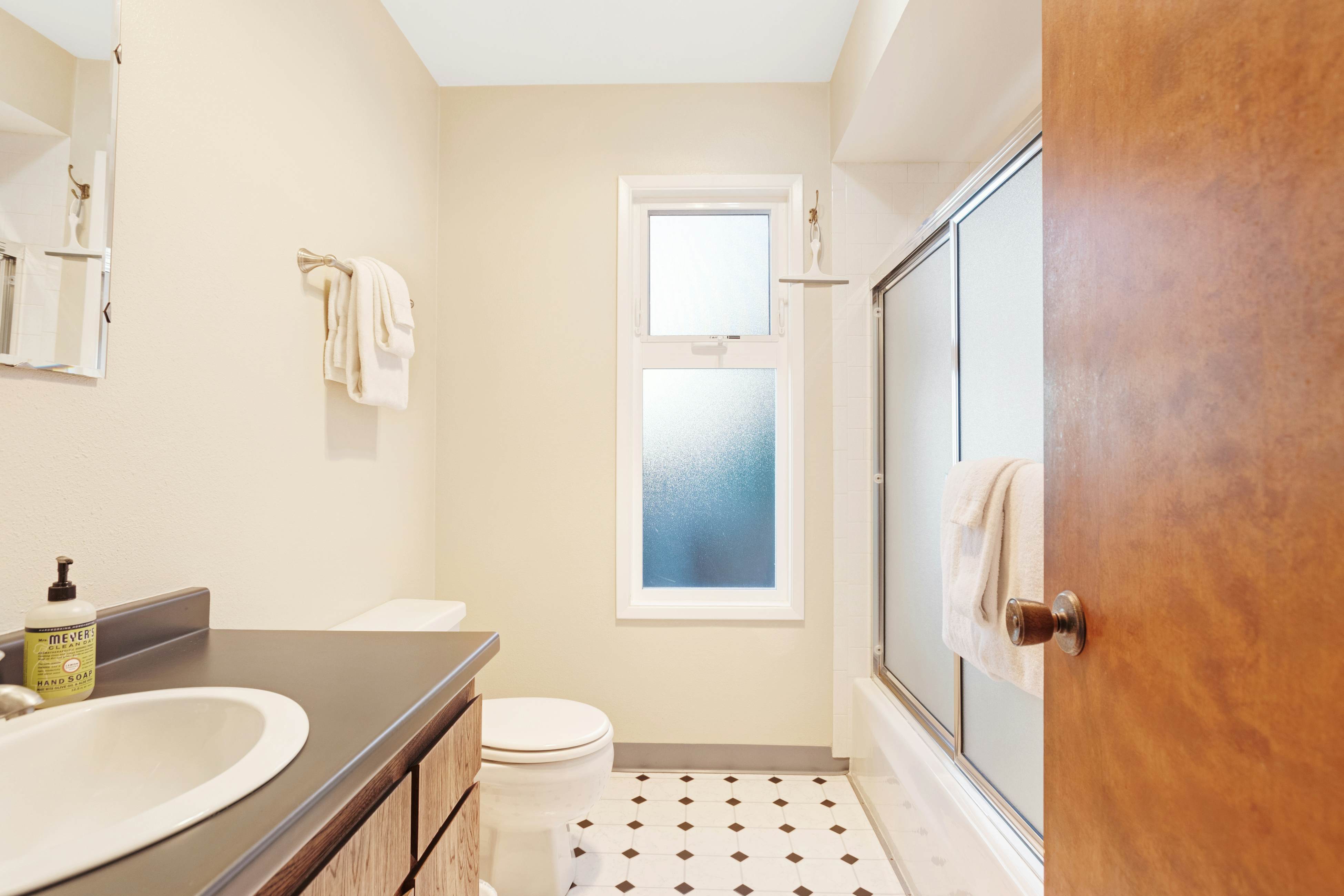 The Starboard - Spindrift Oceanfront Home