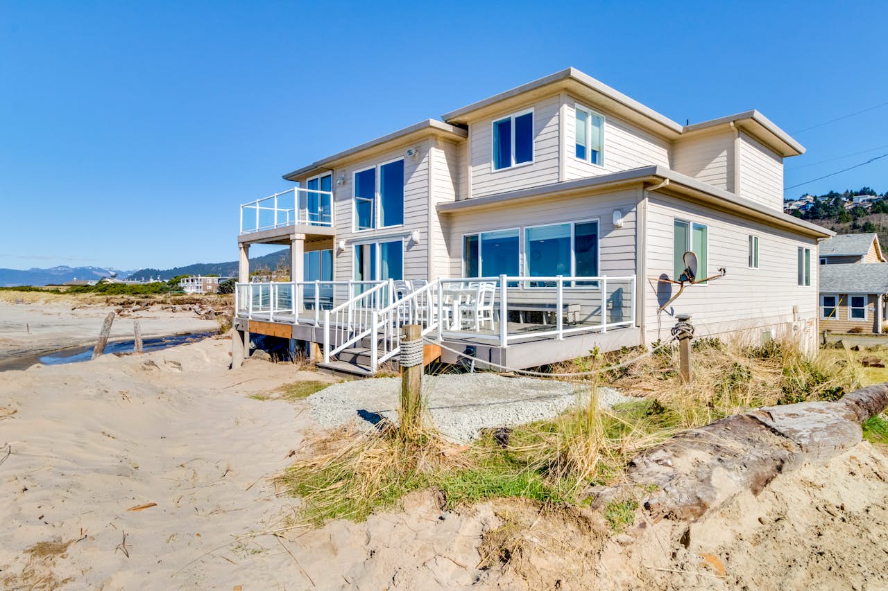 Rockaway Beach Villa 6 BD Vacation Rental in Rockaway Beach, OR Vacasa