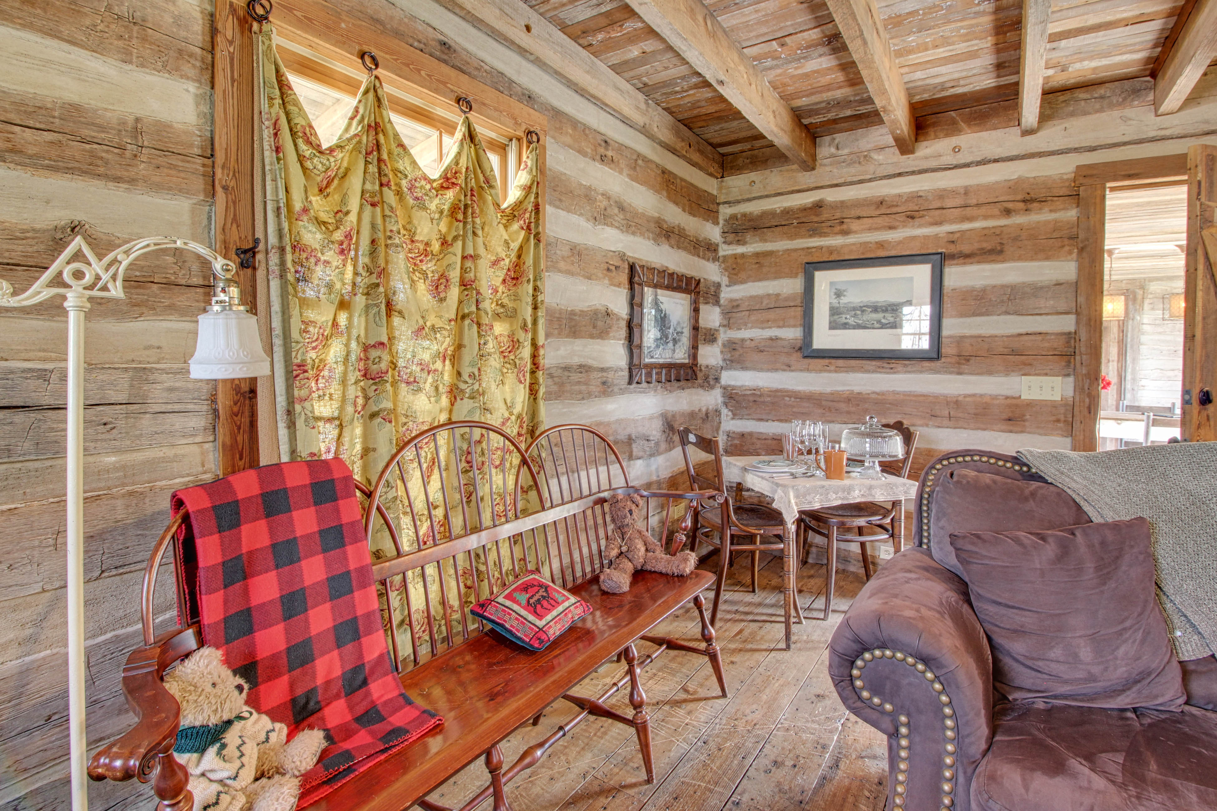 Tanglewood Farms: Bear Cabin | 1 BD Fredericksburg, TX Vacation Rental ...