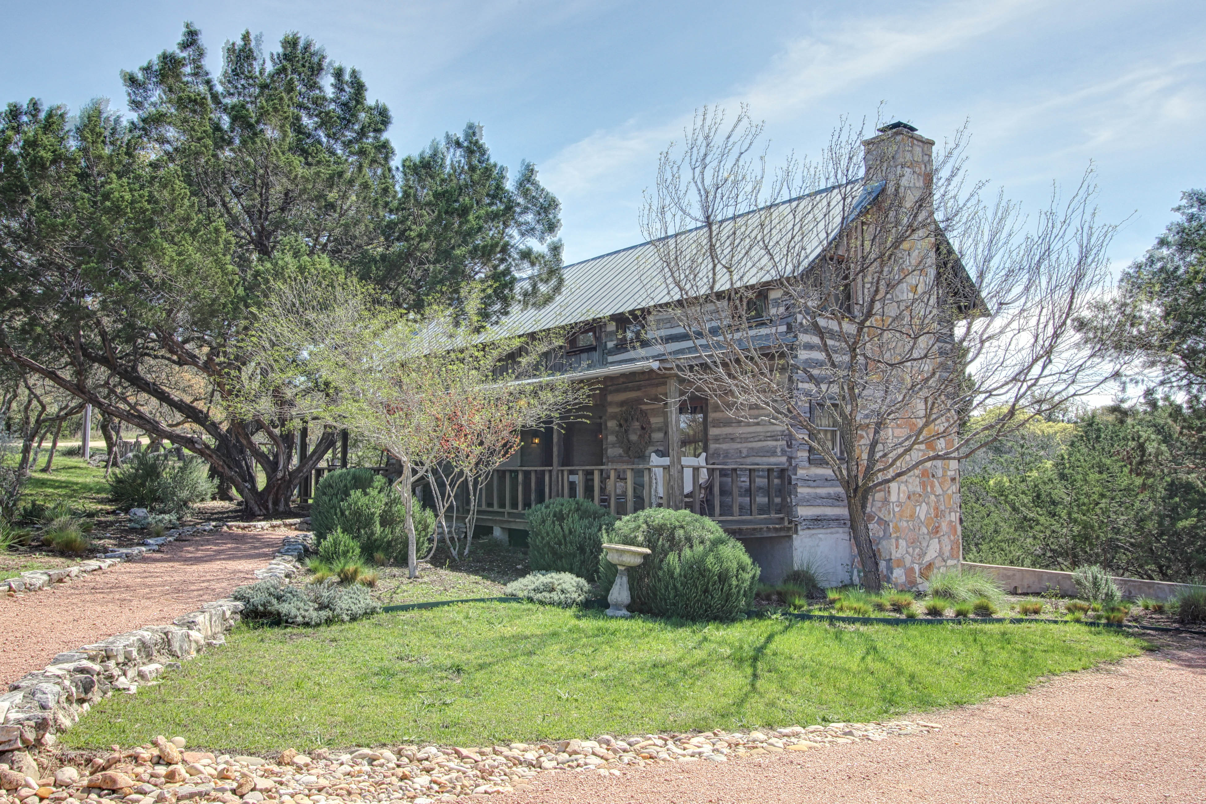 Tanglewood Farms: Bear Cabin | 1 BD Fredericksburg, TX Vacation Rental ...