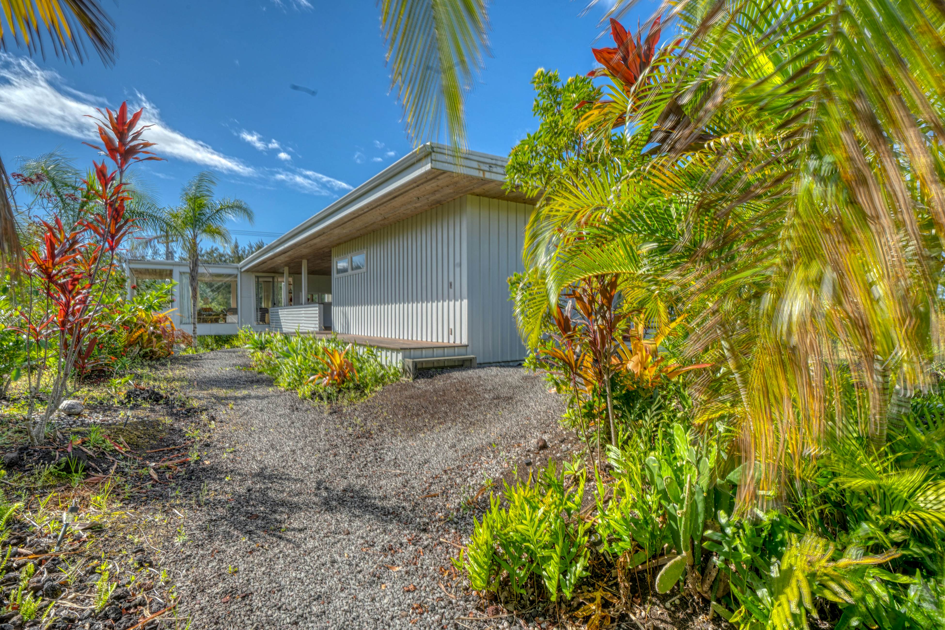 Hale Balleja 1 BD Pahoa, HI Vacation Rental Vacasa