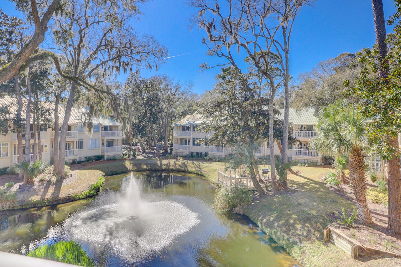 Barrington Park 702 3 BD Vacation Rental in Hilton Head, SC Vacasa