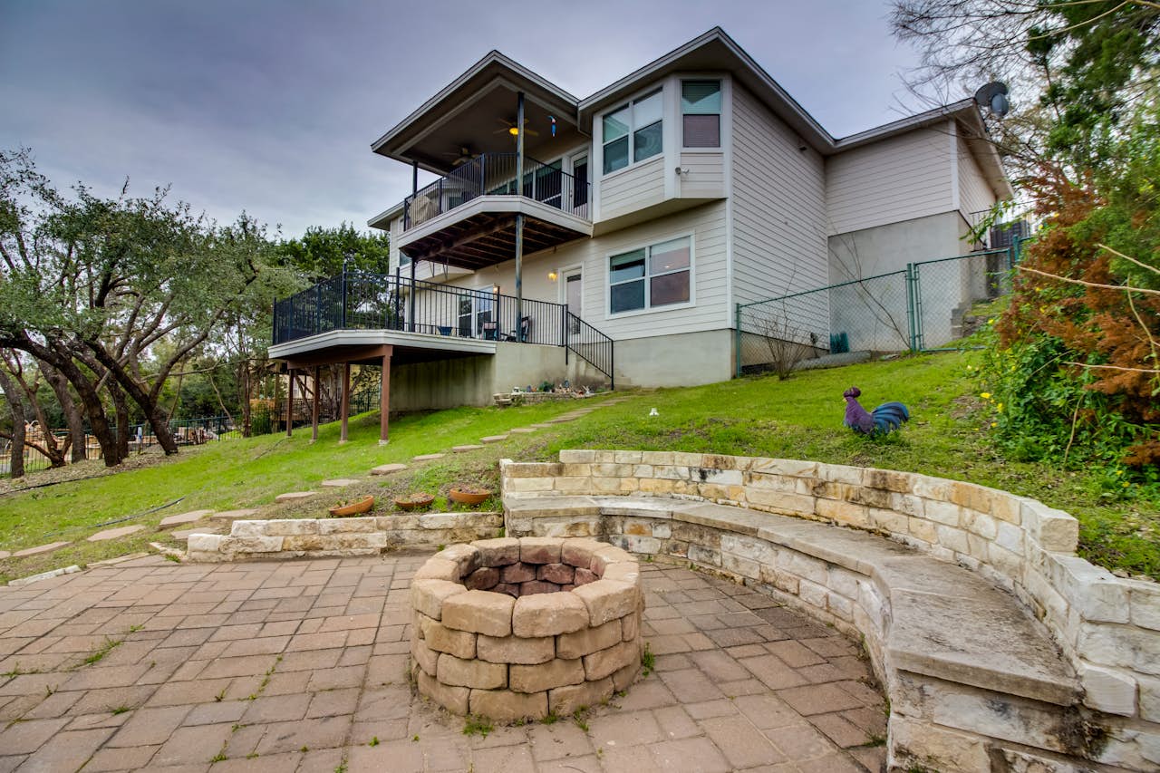 High View Retreat 4 BD Lago Vista, TX Vacation Rental Vacasa