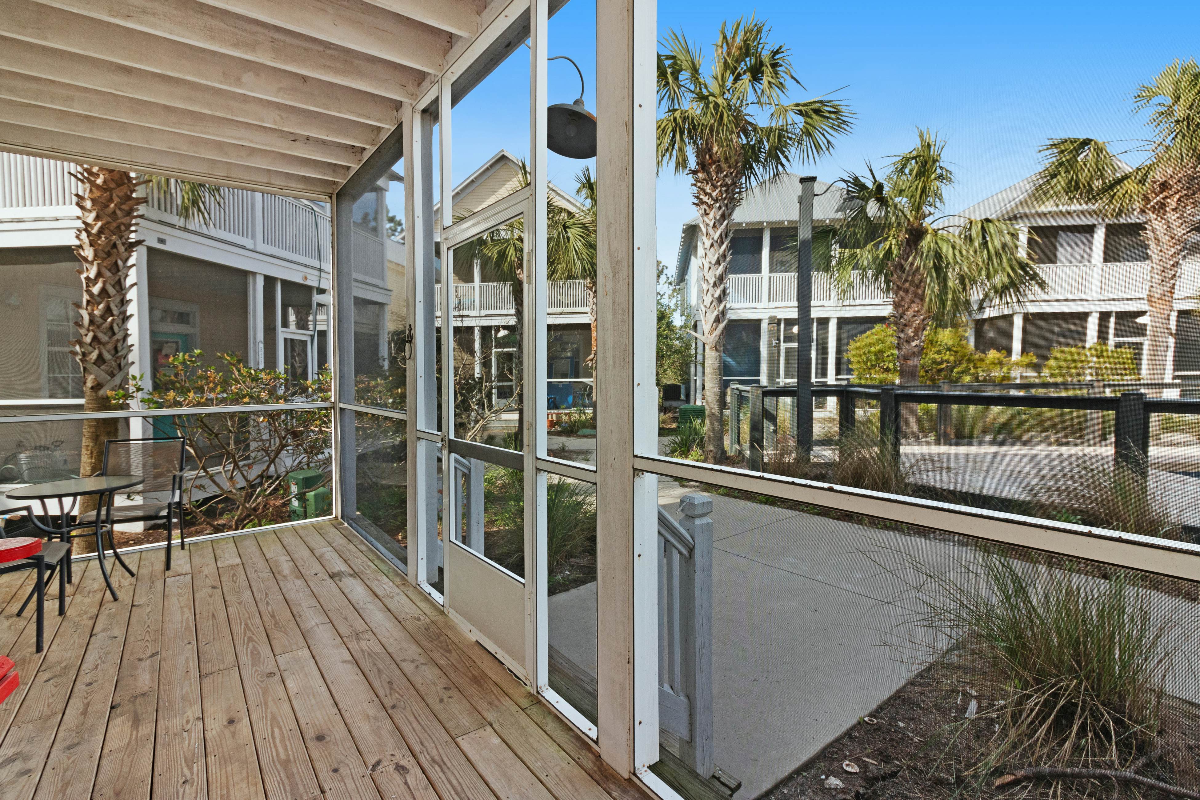 Barefoot Cottages #B24