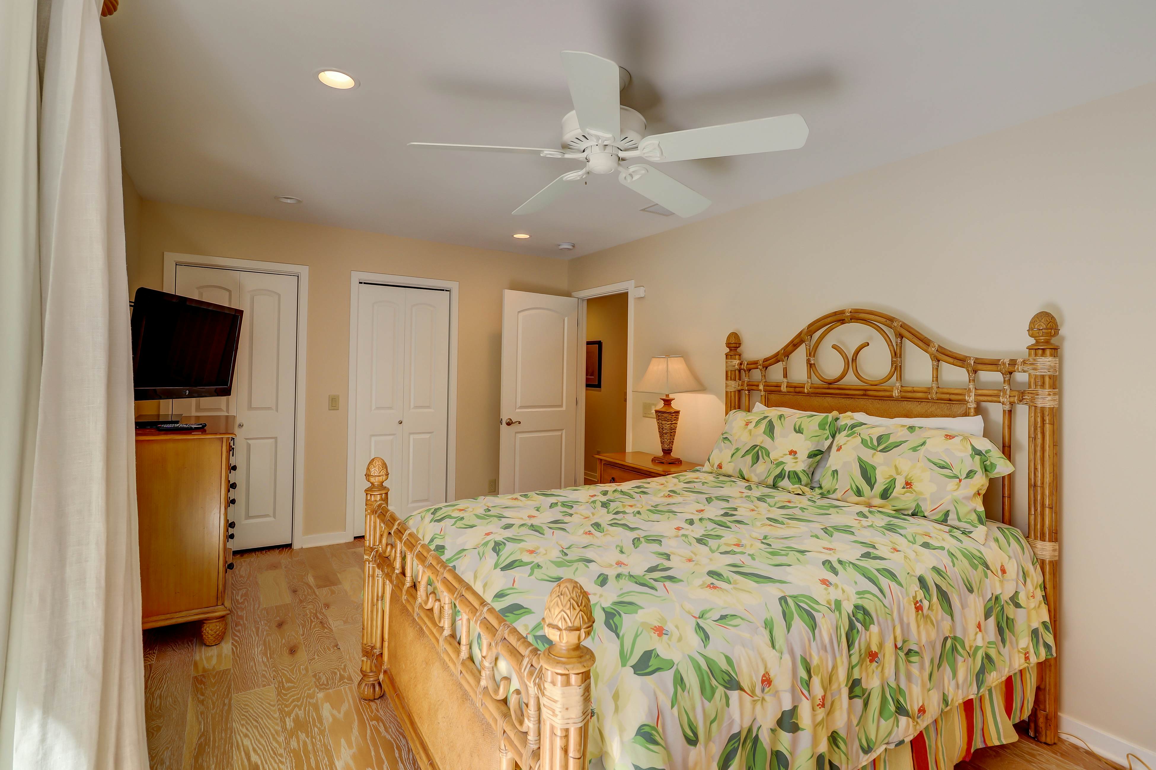 Summer House 6 BD Hilton Head, SC Vacation Rental Vacasa