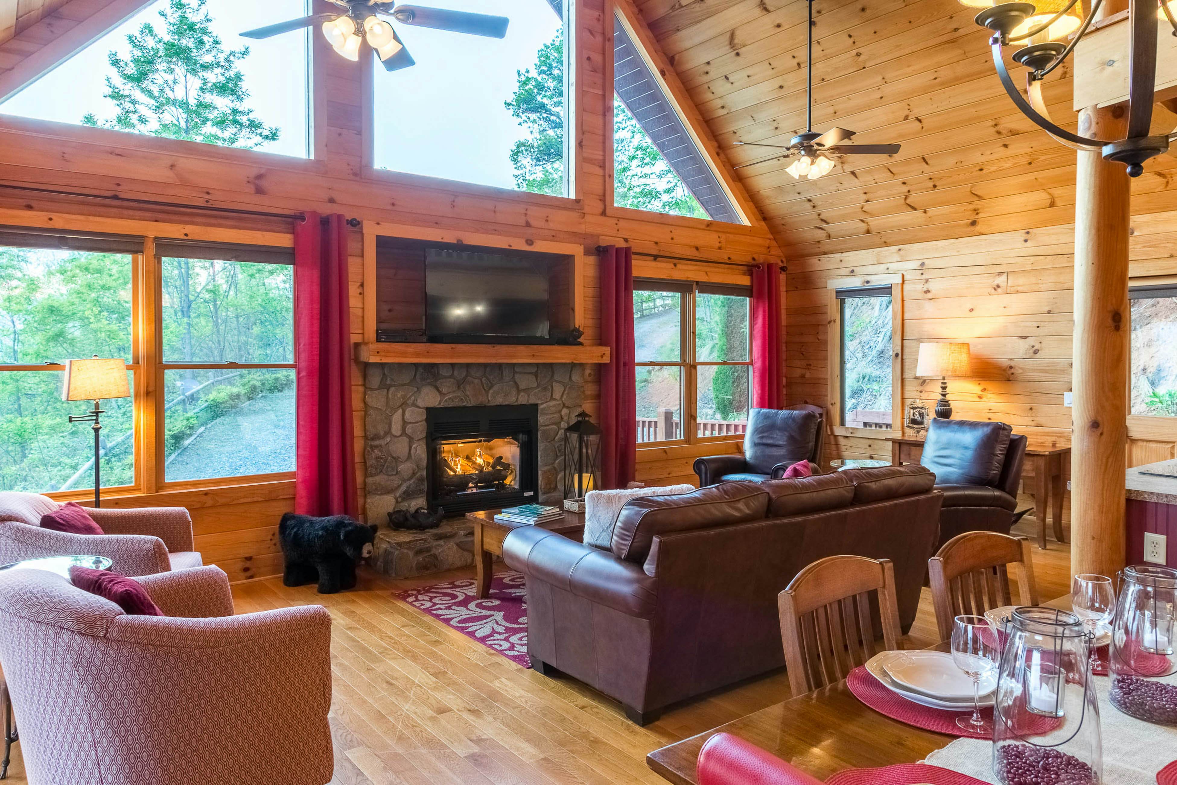 Eagle's View Lodge 4 BD Sylva, NC Vacation Rental Vacasa