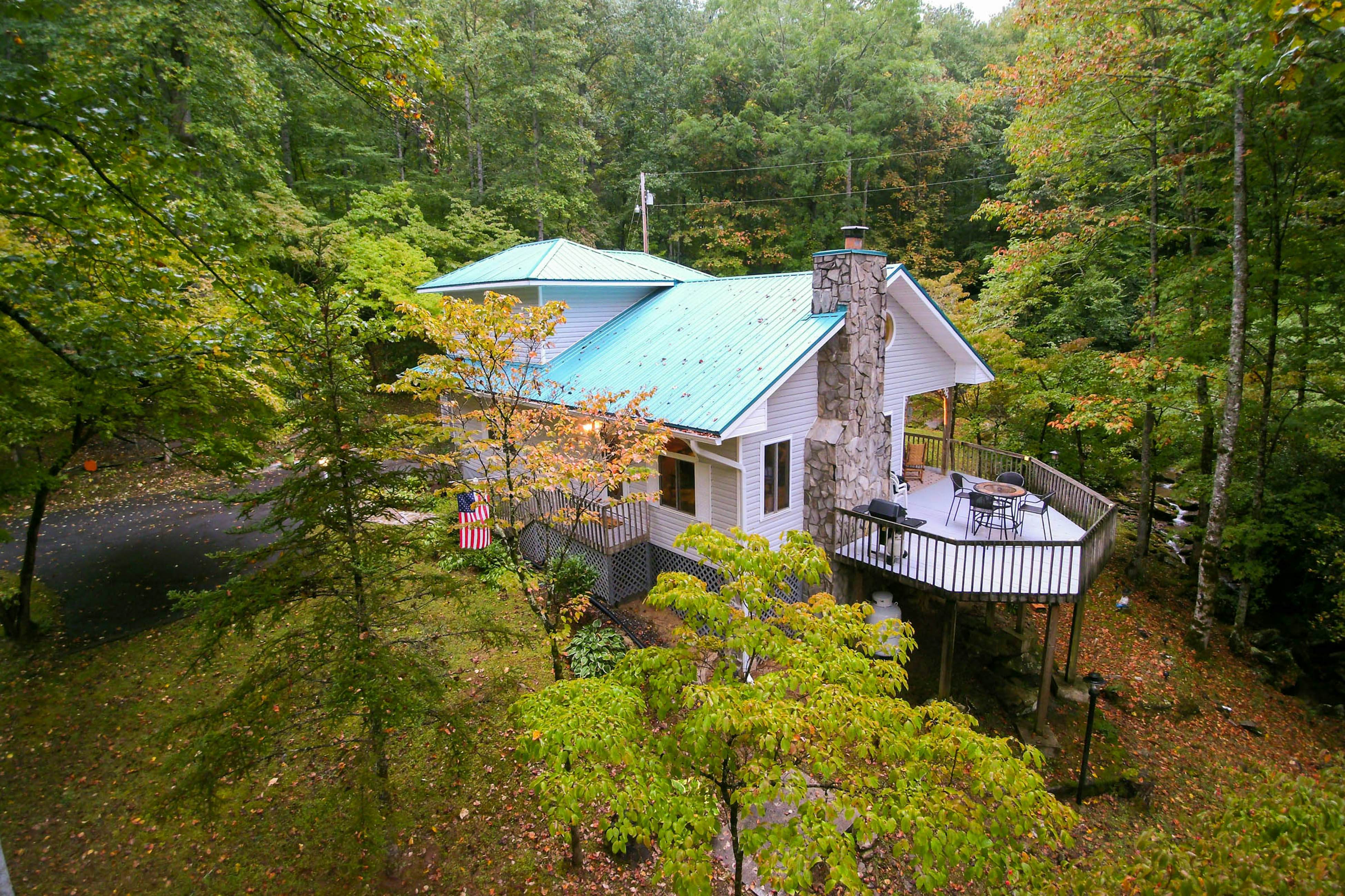 Smoky Mountains NC Cabin Rentals, Vacation Rentals Vacasa