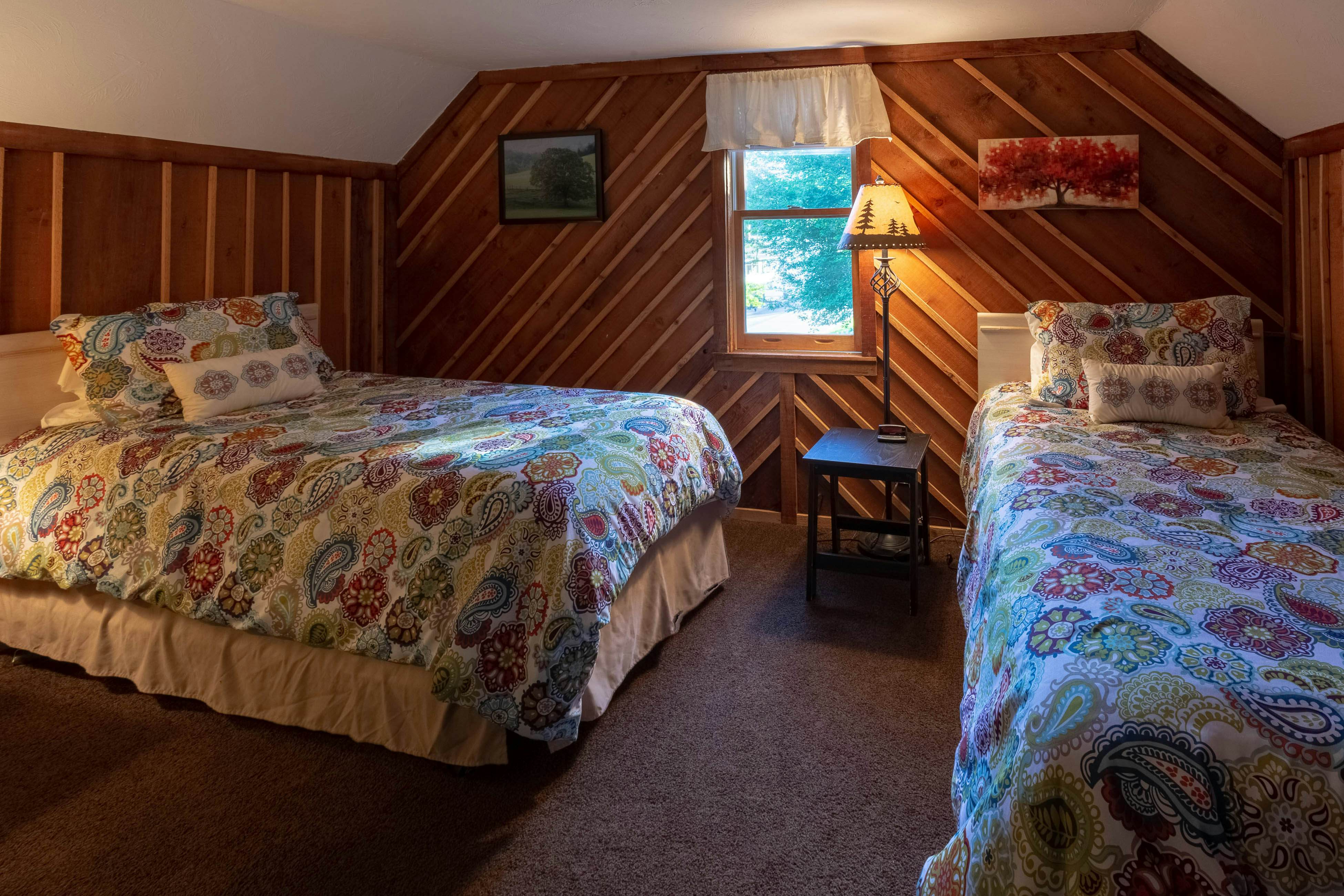 The Reed House 2 BD Dillsboro, NC Vacation Rental Vacasa