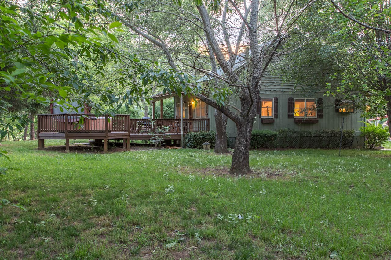 Along the River Cottage 2 BD Vacation Rental in Cullowhee, NC Vacasa