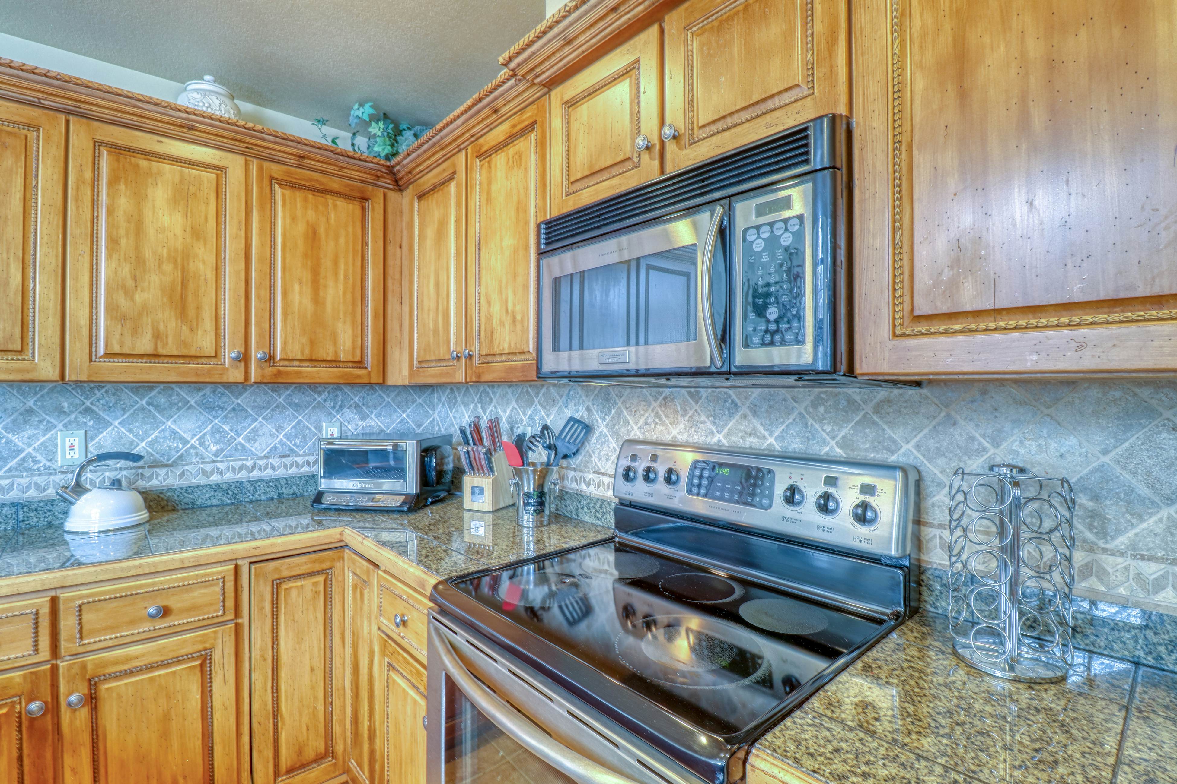 Spruce Tree Lodge #208