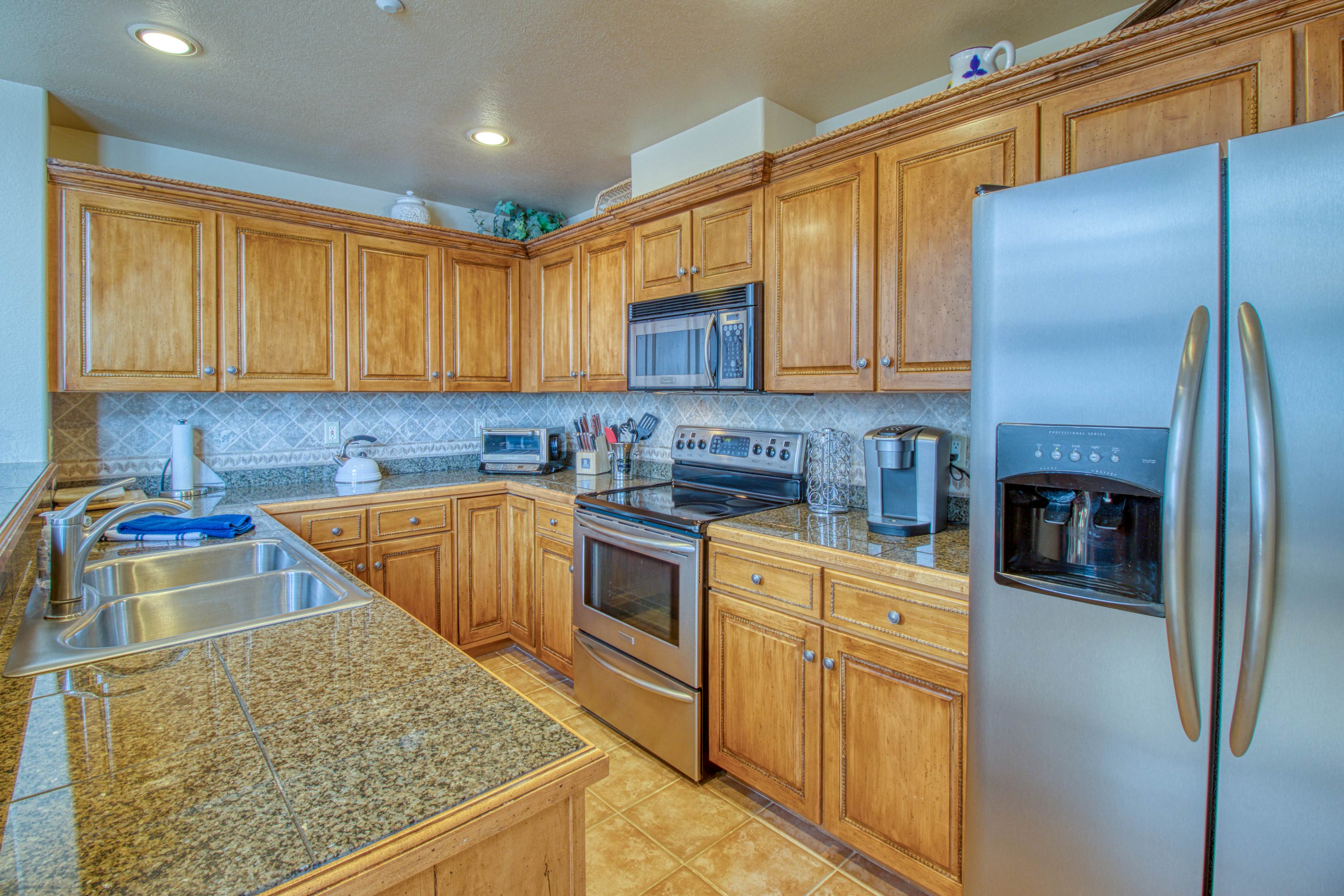 Spruce Tree Lodge #208