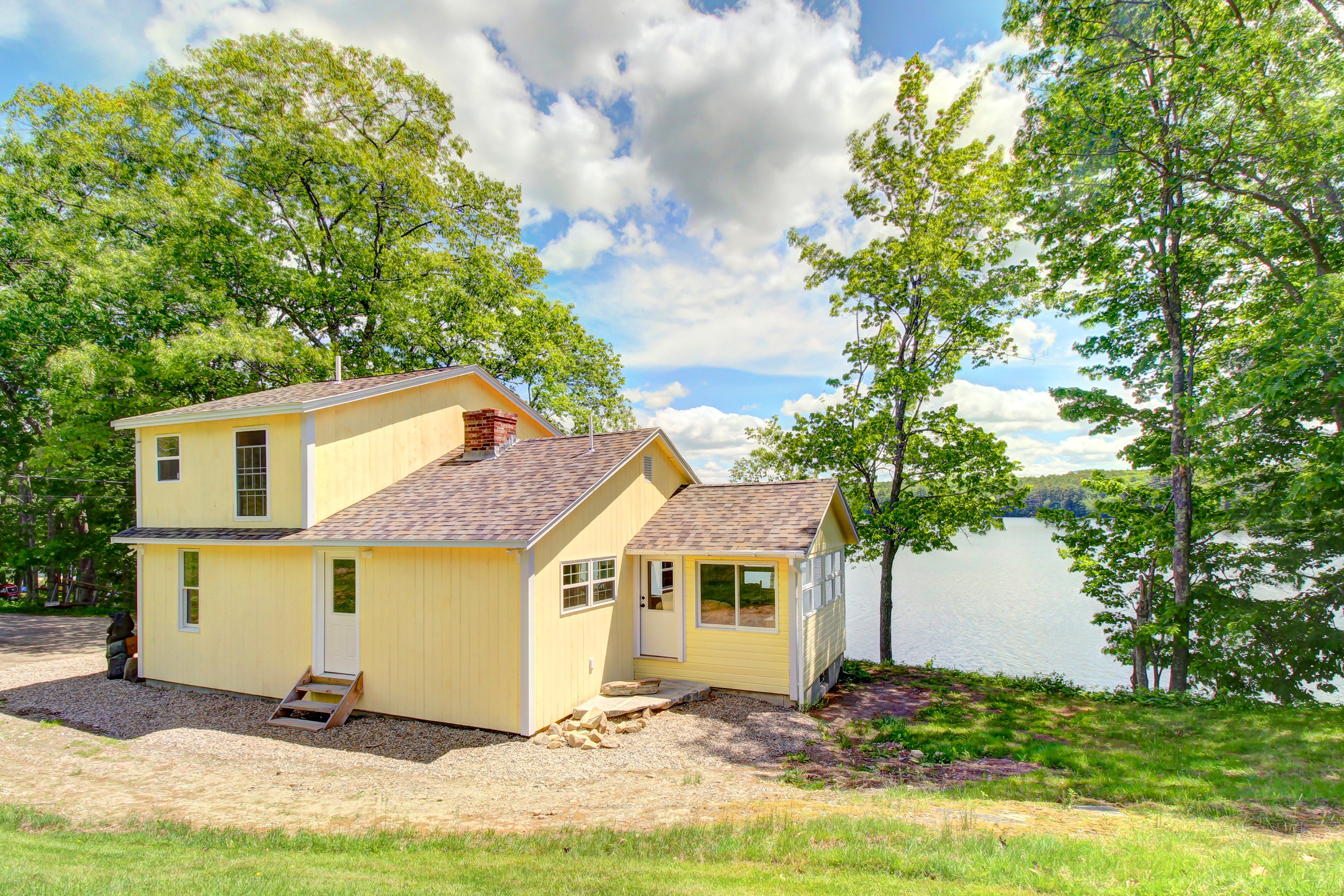 Damariscotta Lakefront Retreat 2 BD Newcastle, ME Vacation Rental