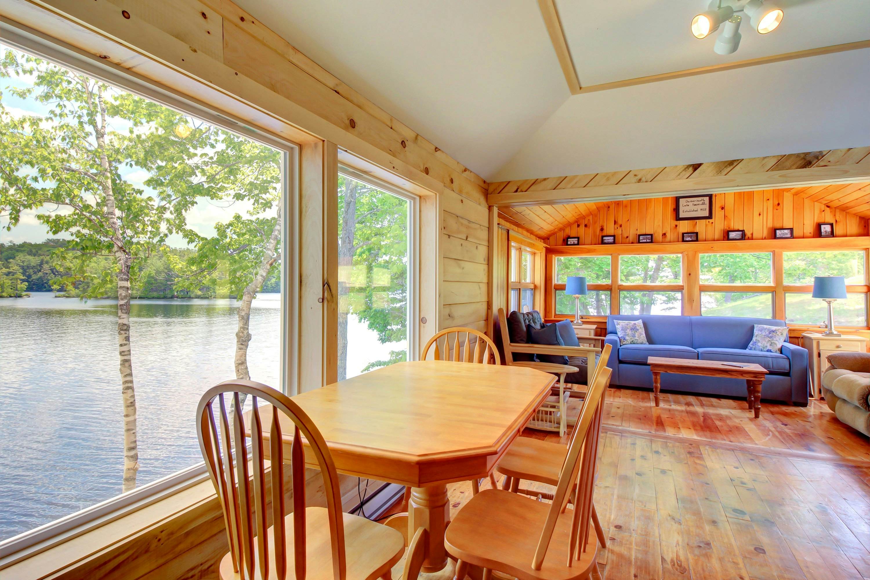 Damariscotta Lakefront Retreat