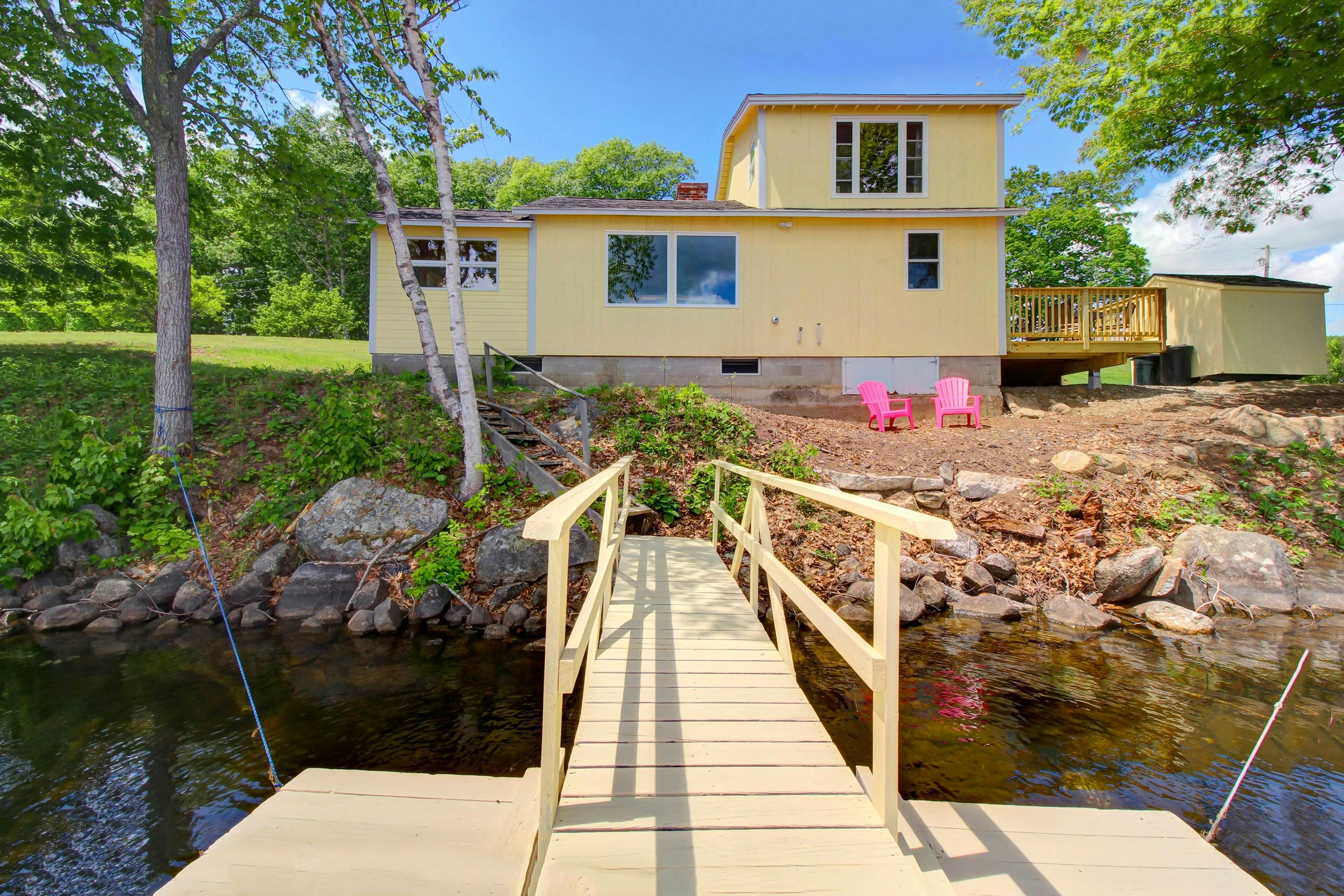 Damariscotta Lakefront Retreat