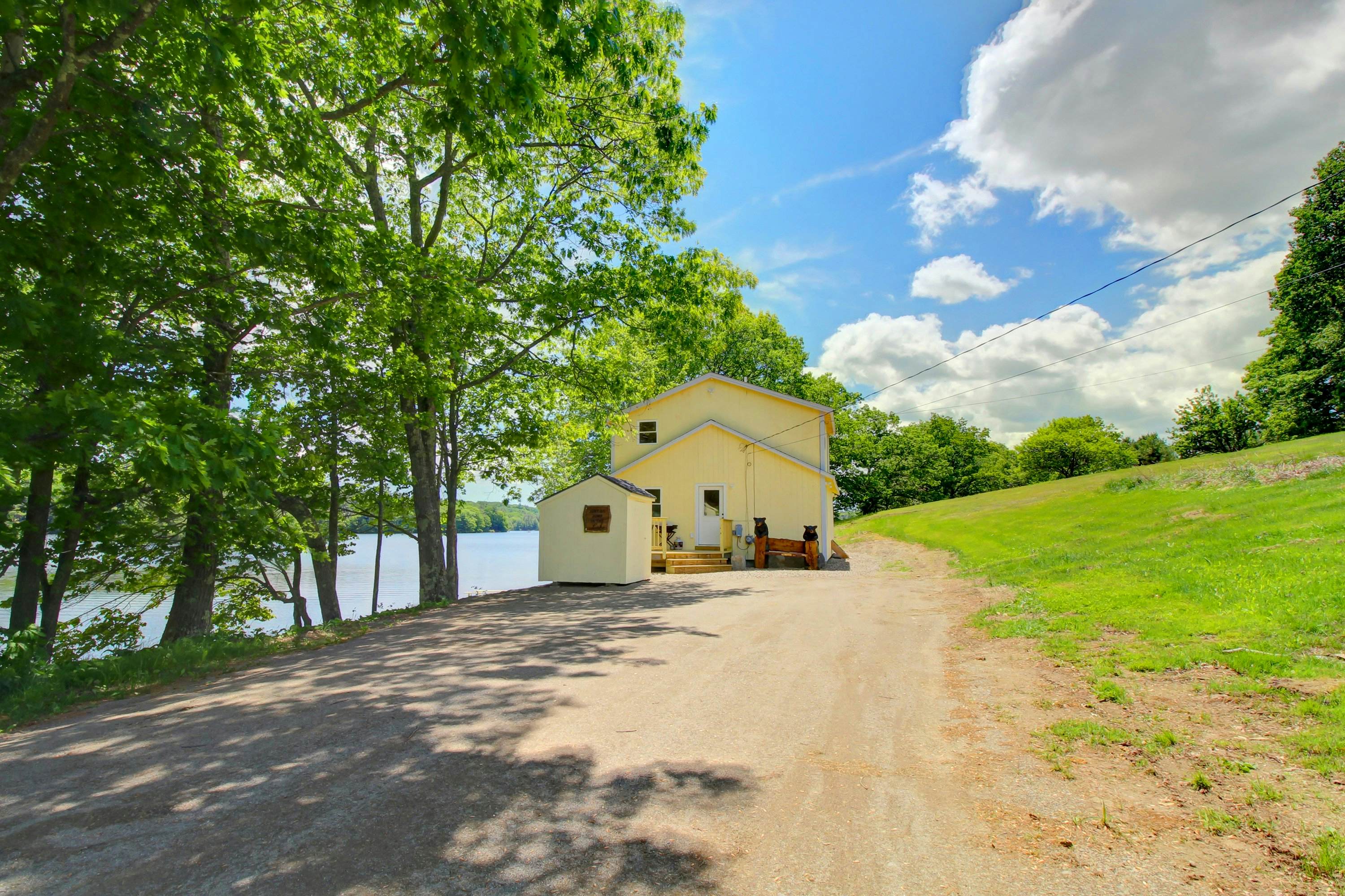 Damariscotta Lakefront Retreat