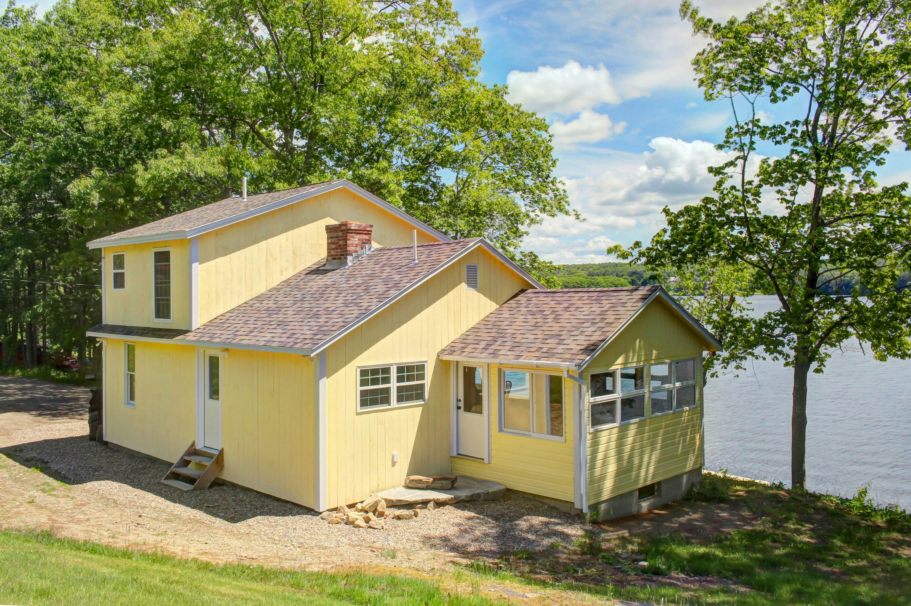 Damariscotta Lakefront Retreat