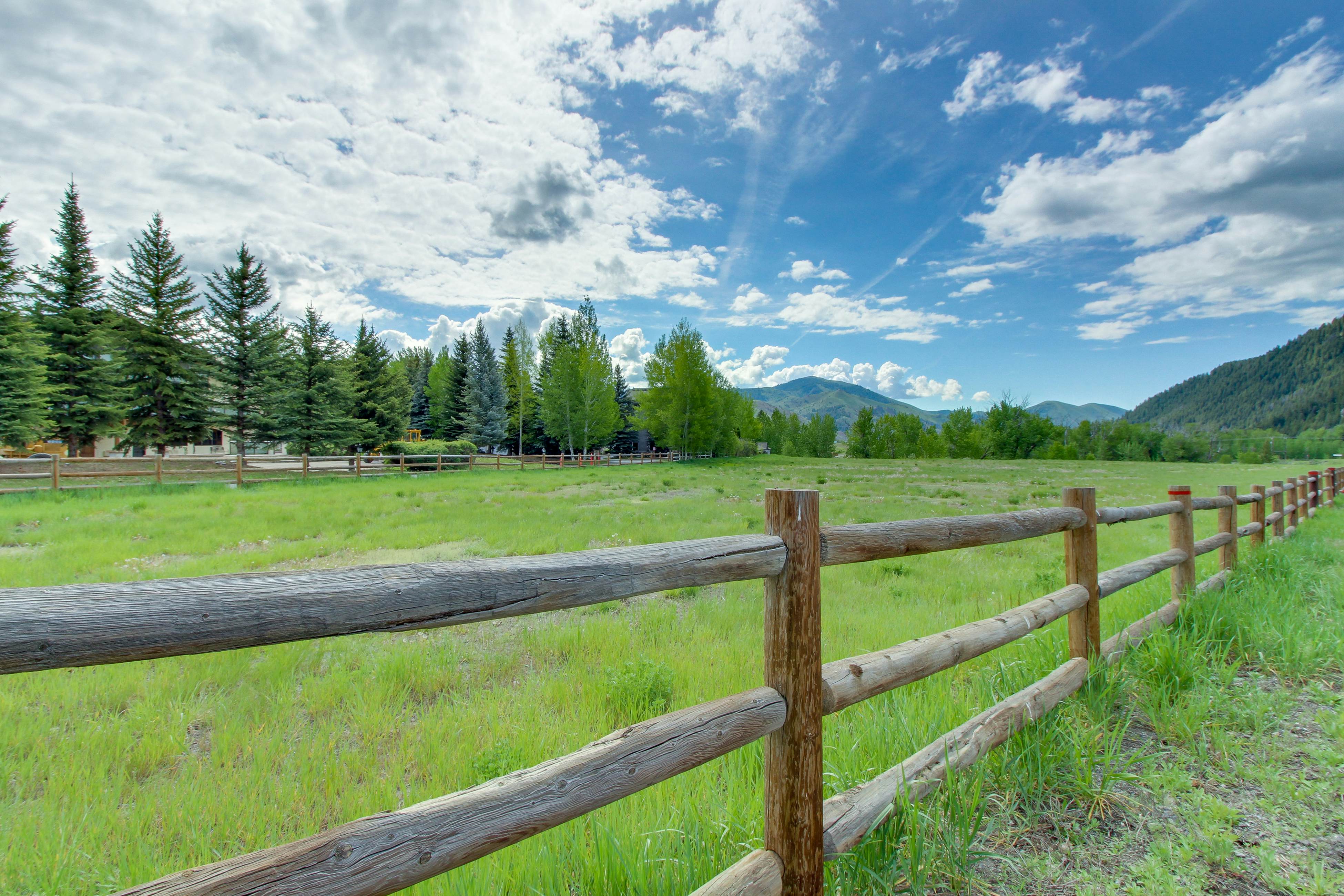 Delightful International Village Getaway