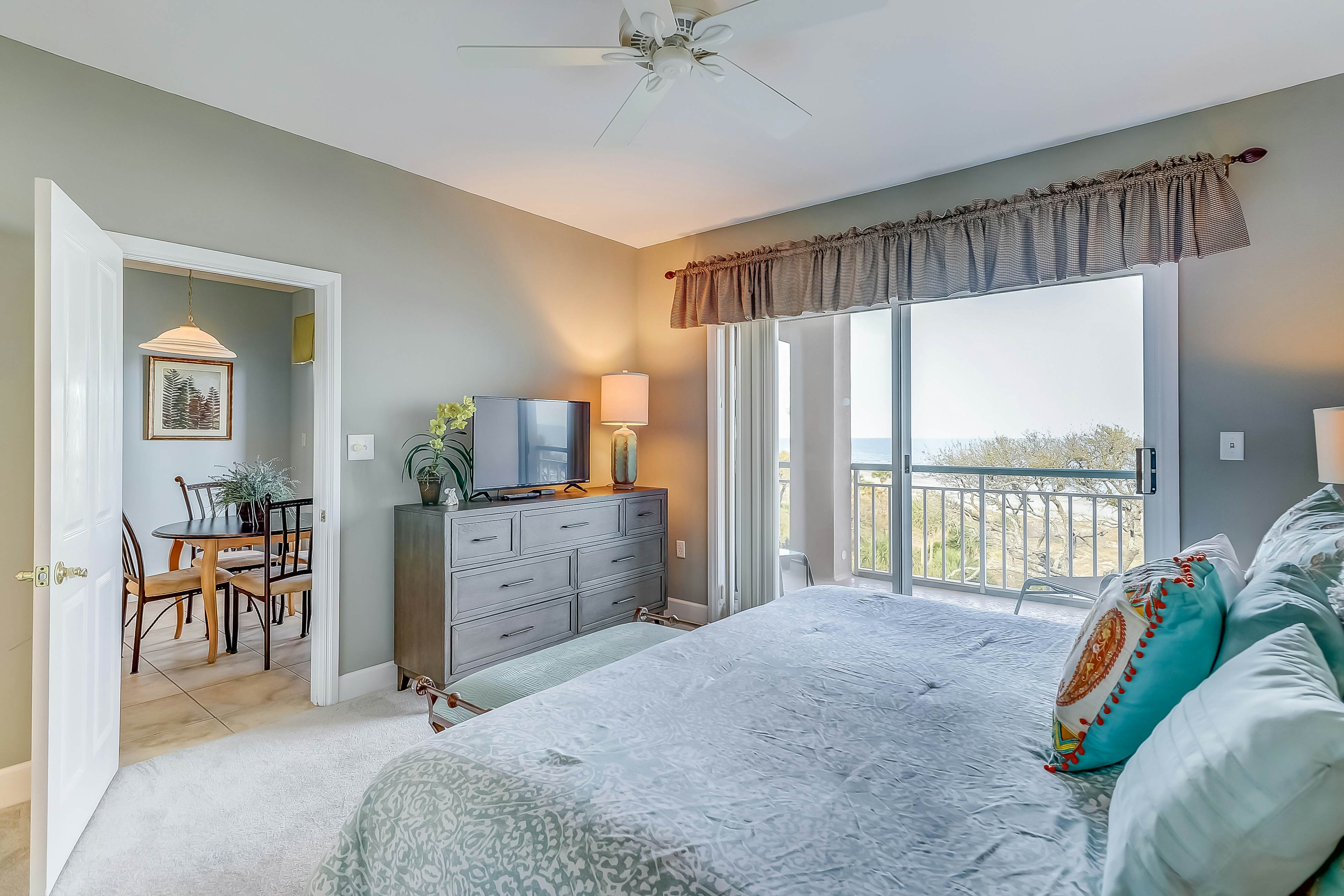 Windsor Court South 3508